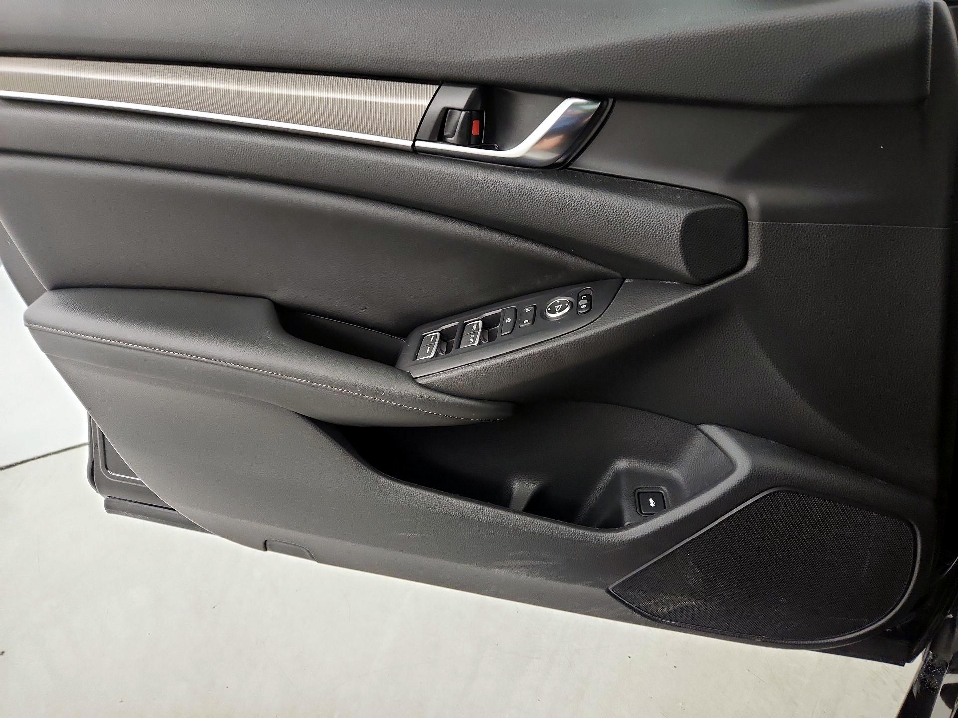 Thumbnail: 2021 Honda Accord - 12