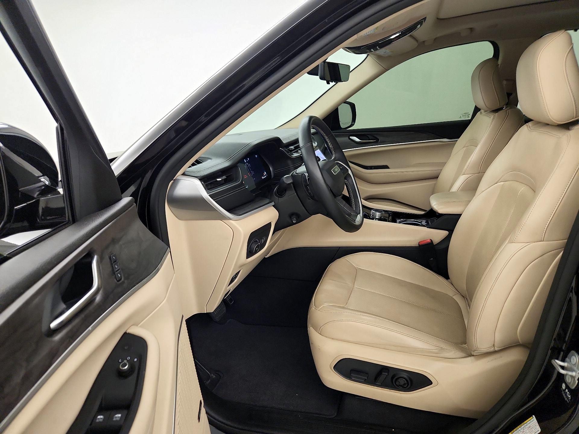 Thumbnail: 2022 Jeep Grand Cherokee - 11