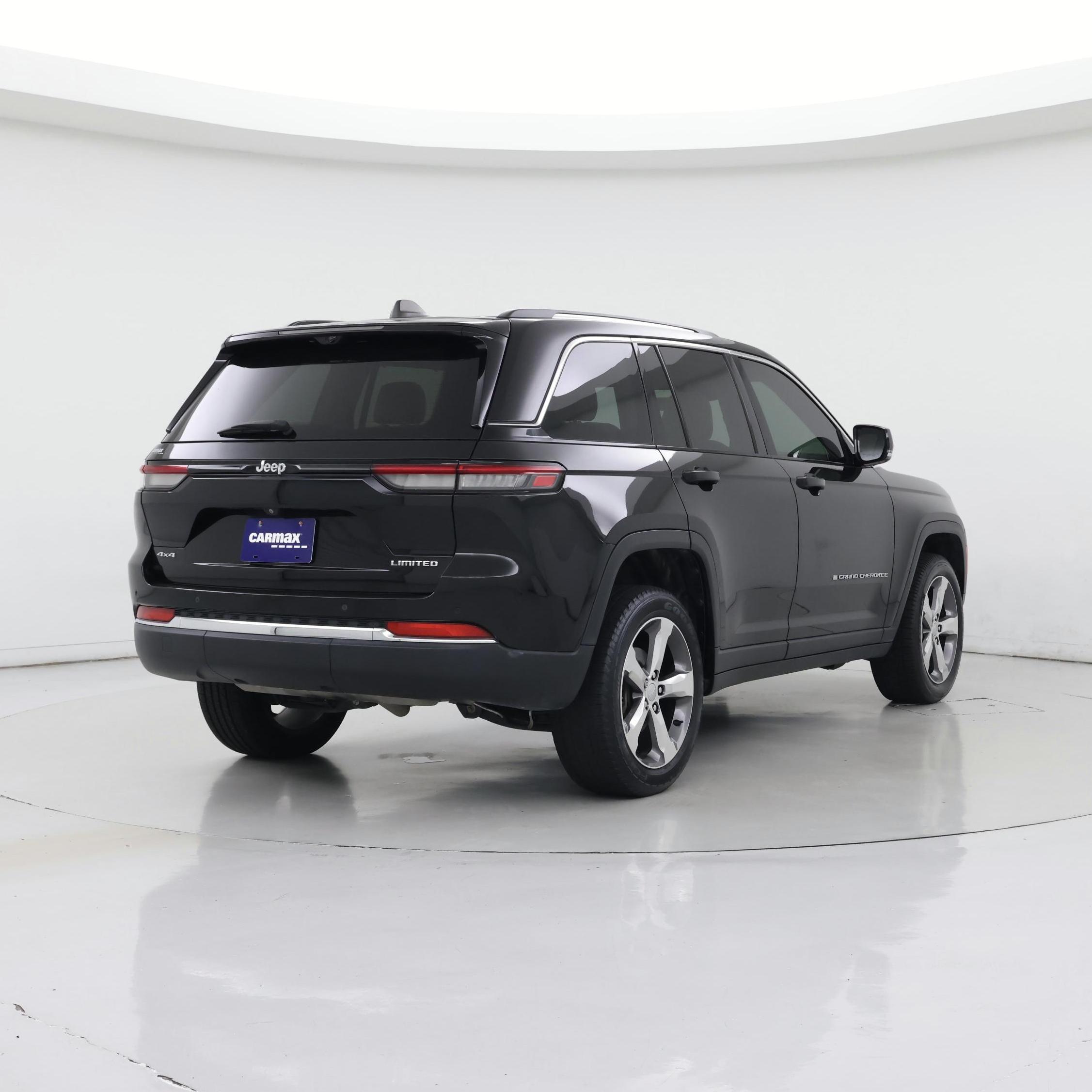 Thumbnail: 2022 Jeep Grand Cherokee - 8