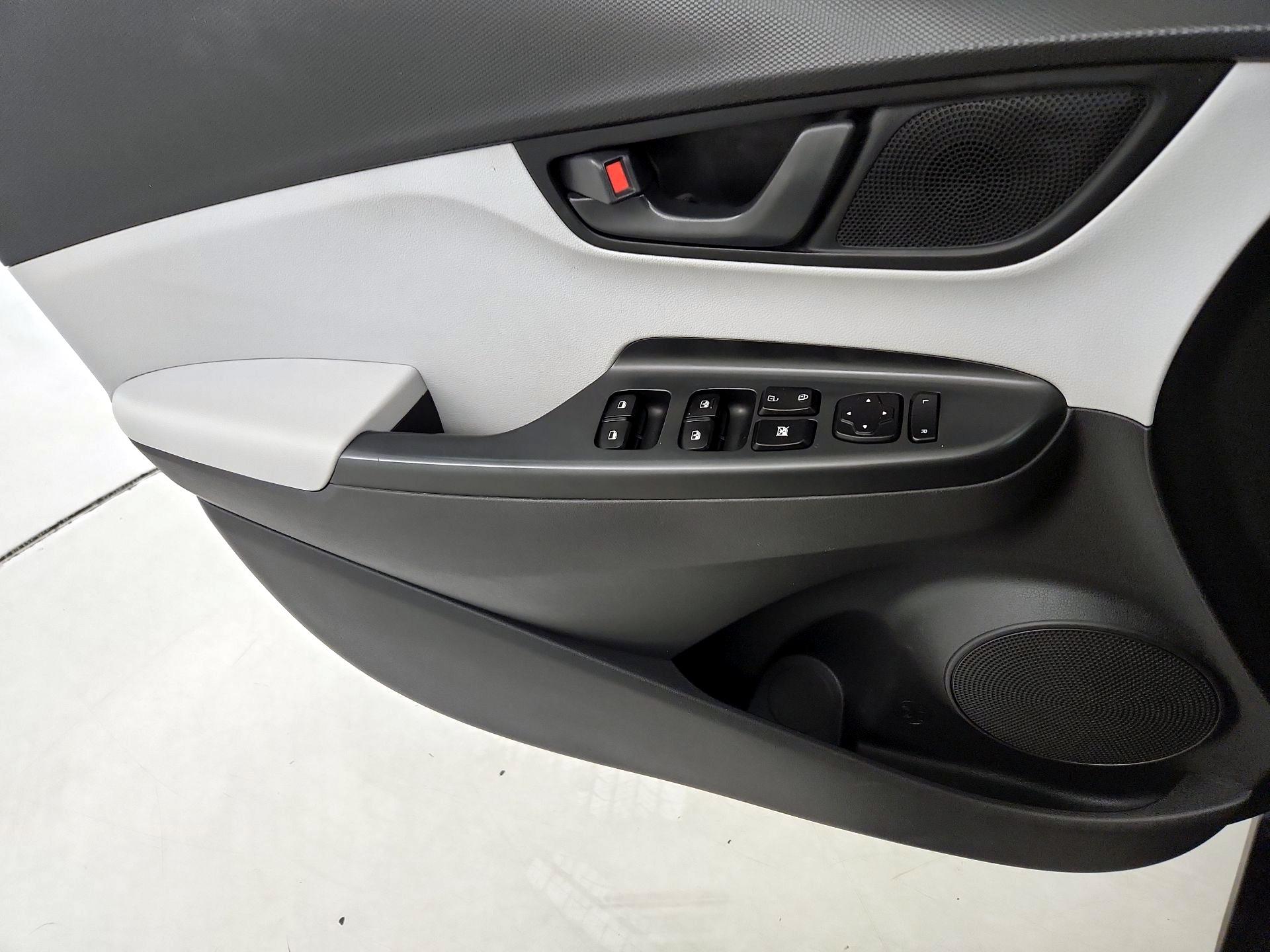 Thumbnail: 2023 Hyundai Kona - 12