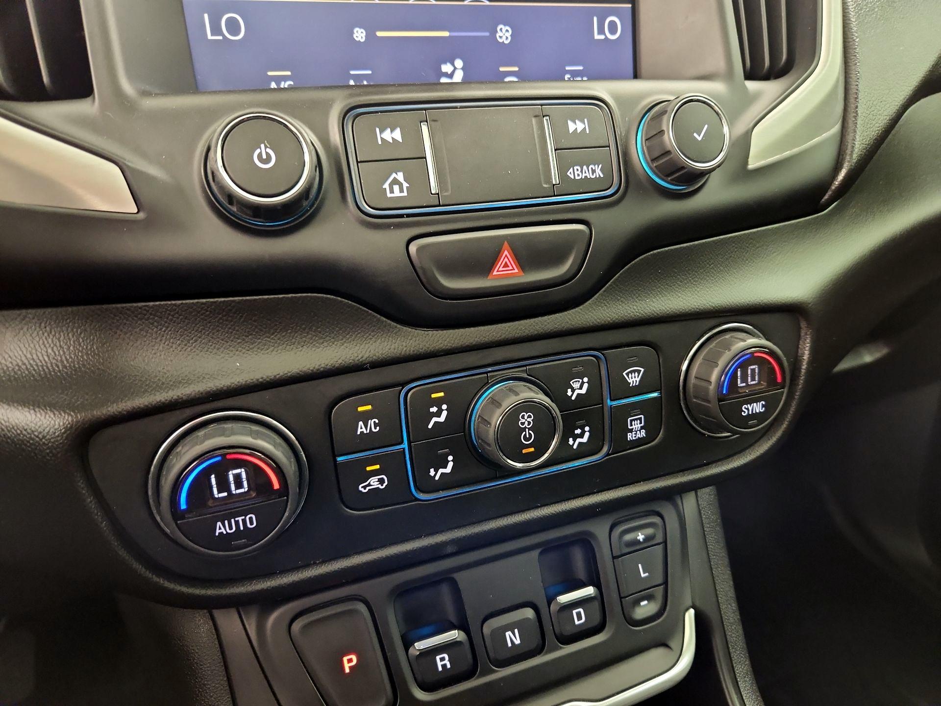 Thumbnail: 2020 GMC Terrain - 17