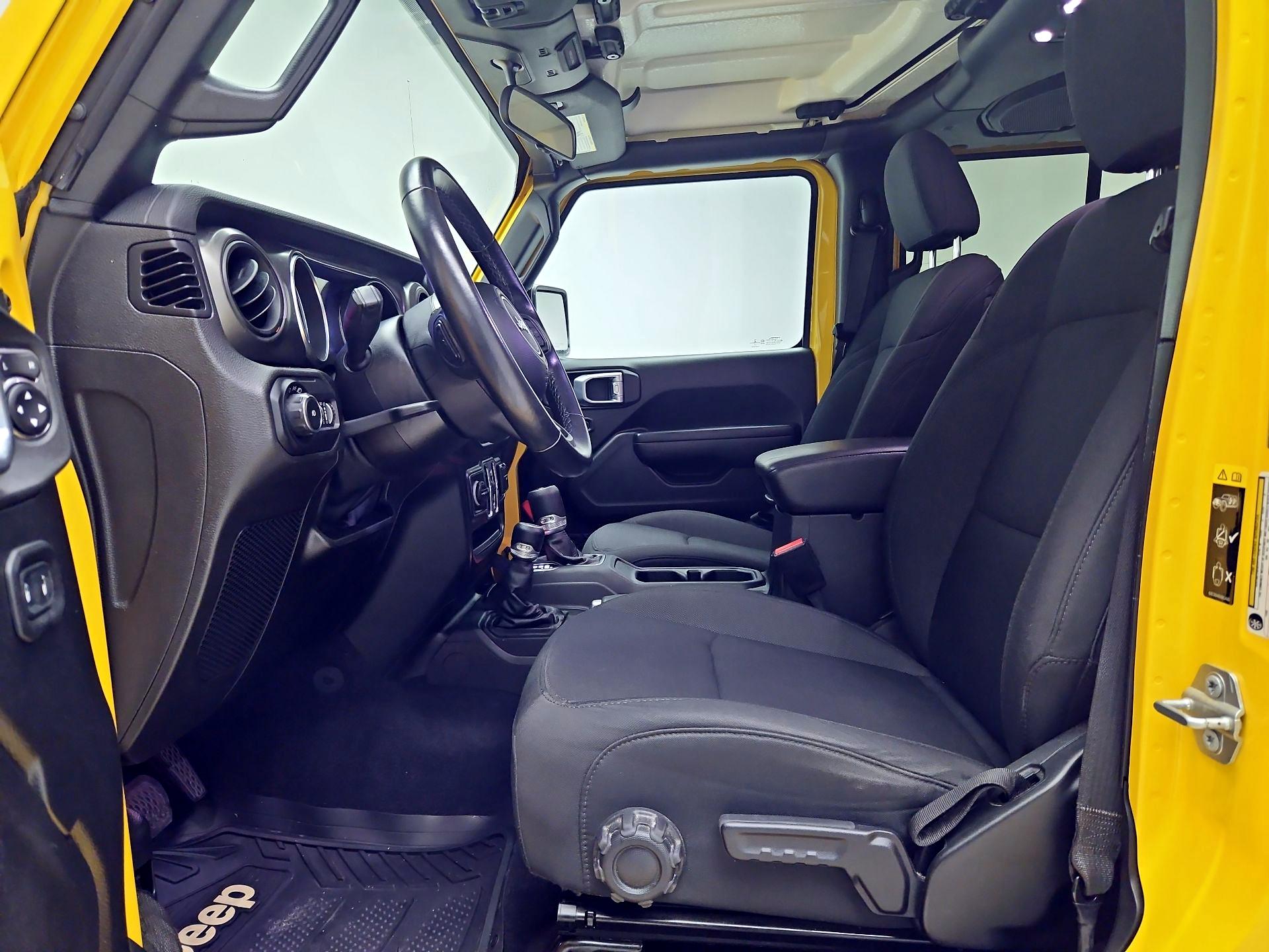 Thumbnail: 2021 Jeep Wrangler - 11