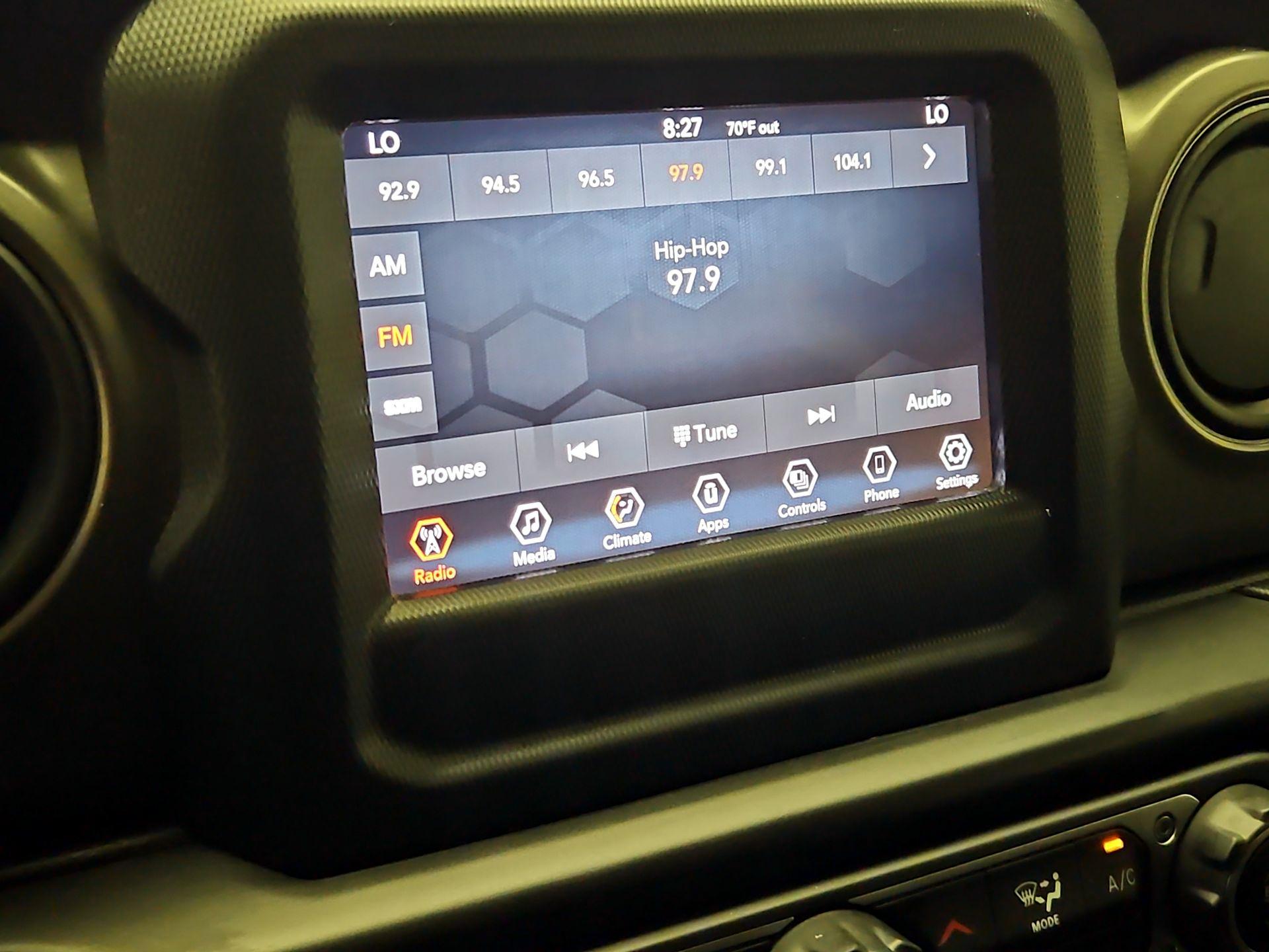 Thumbnail: 2021 Jeep Wrangler - 15