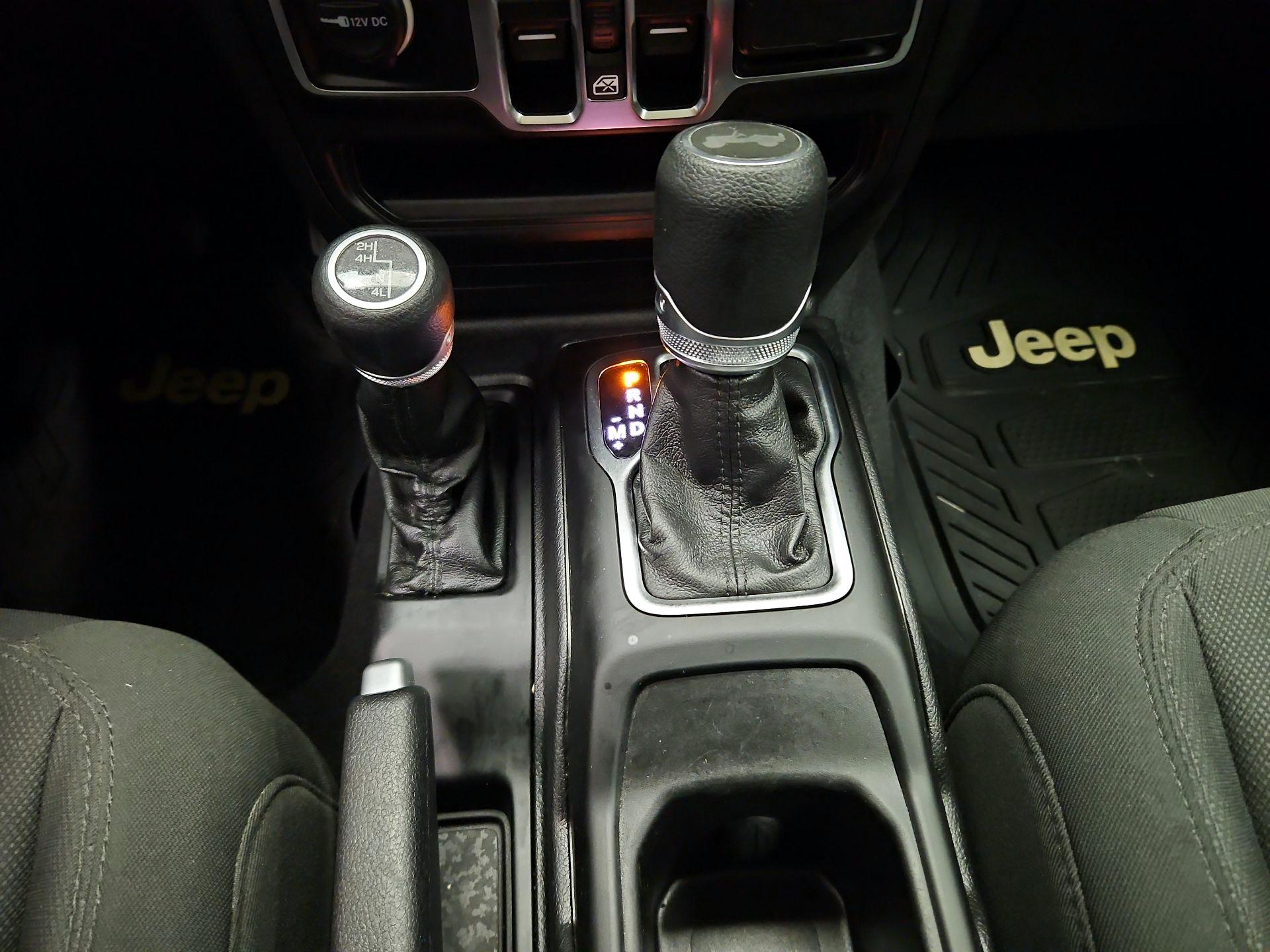 Thumbnail: 2021 Jeep Wrangler - 17