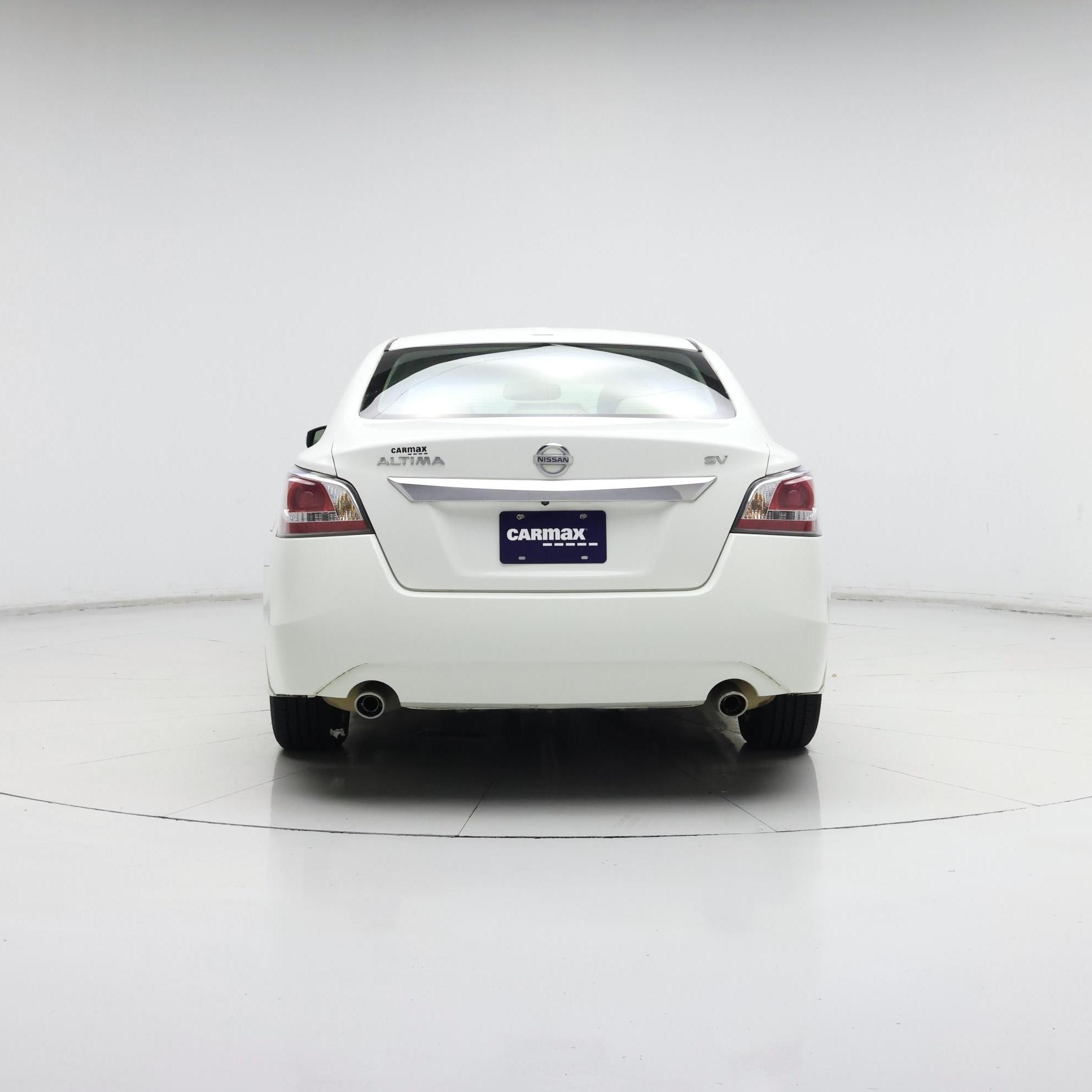 Thumbnail: 2015 Nissan Altima - 6
