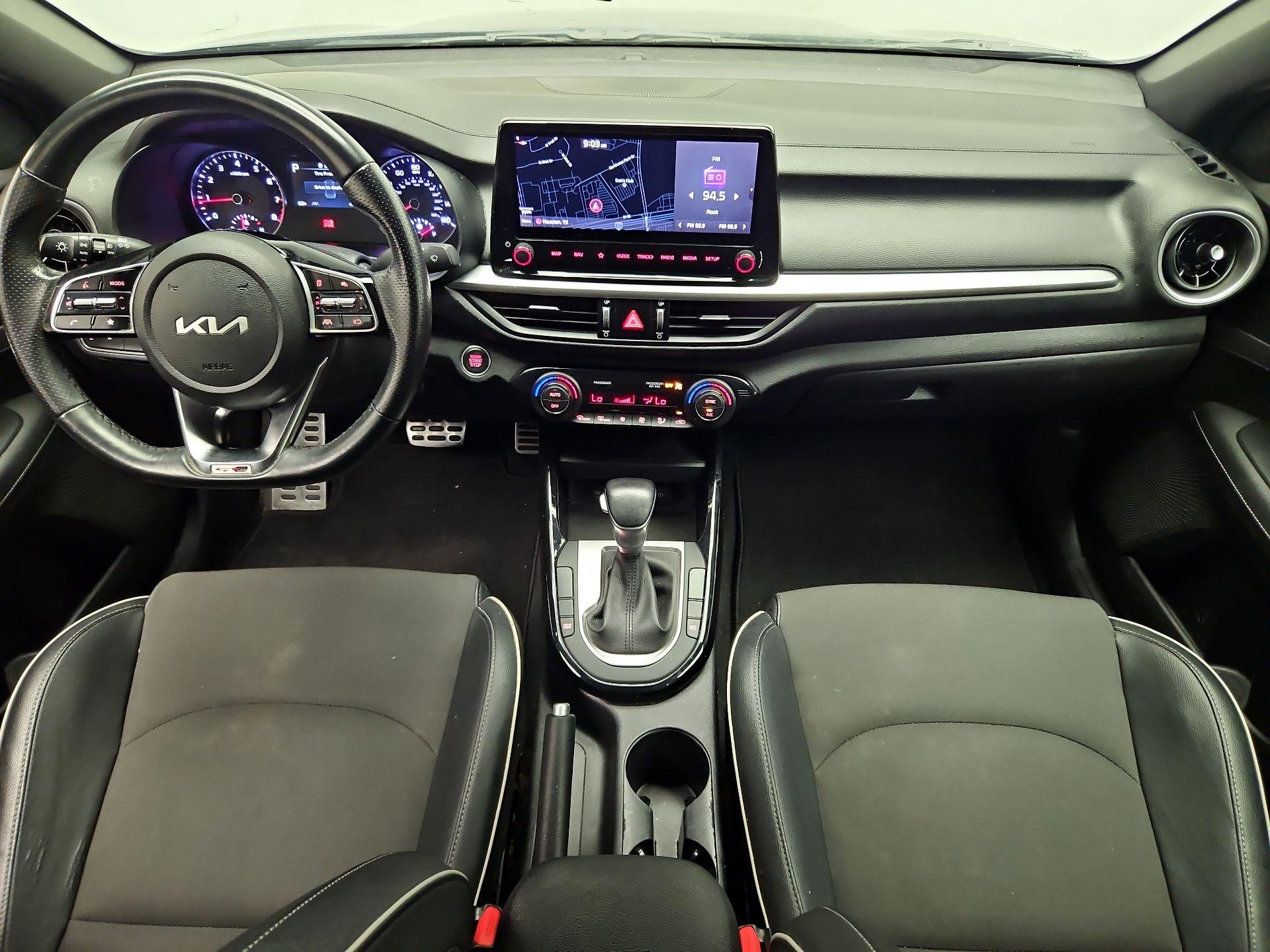 Thumbnail: 2022 Kia Forte - 9