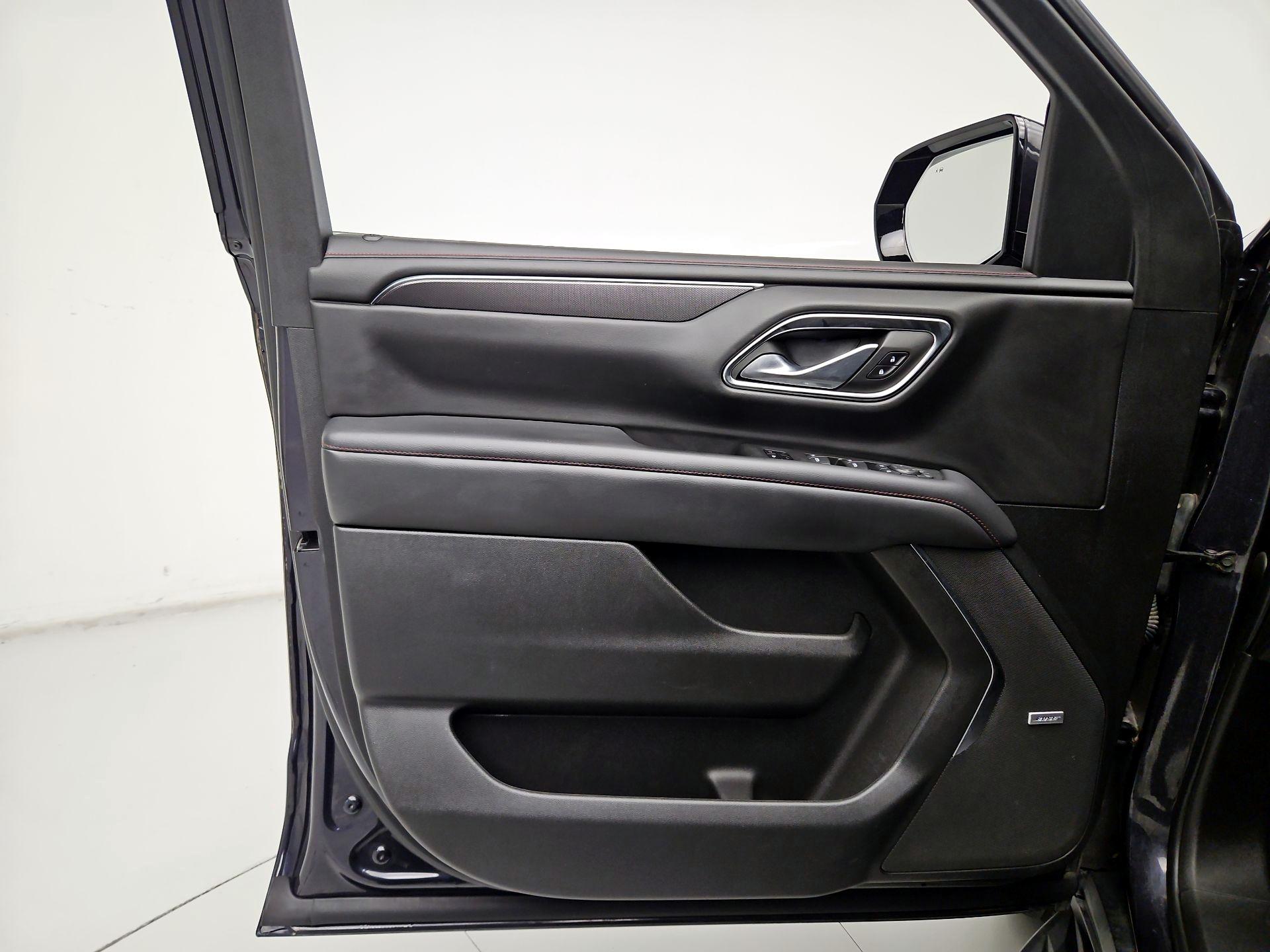 Thumbnail: 2022 Chevrolet Tahoe - 12