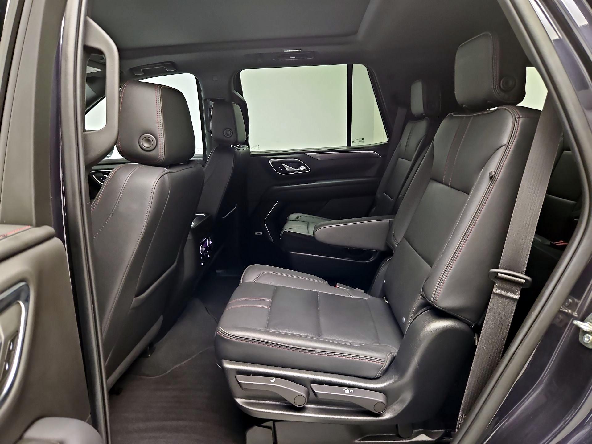 Thumbnail: 2022 Chevrolet Tahoe - 17