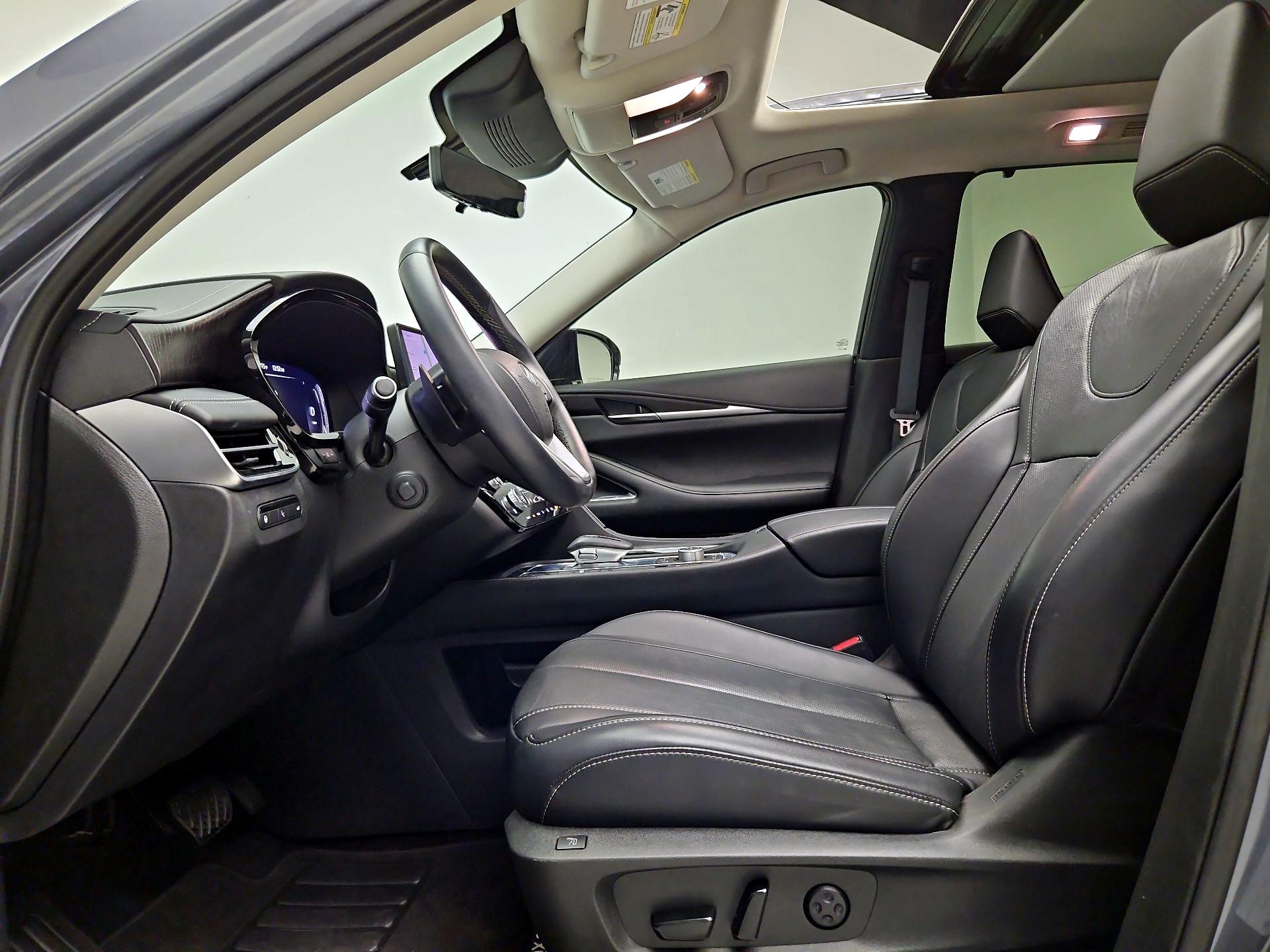 Thumbnail: 2023 INFINITI QX60 - 11