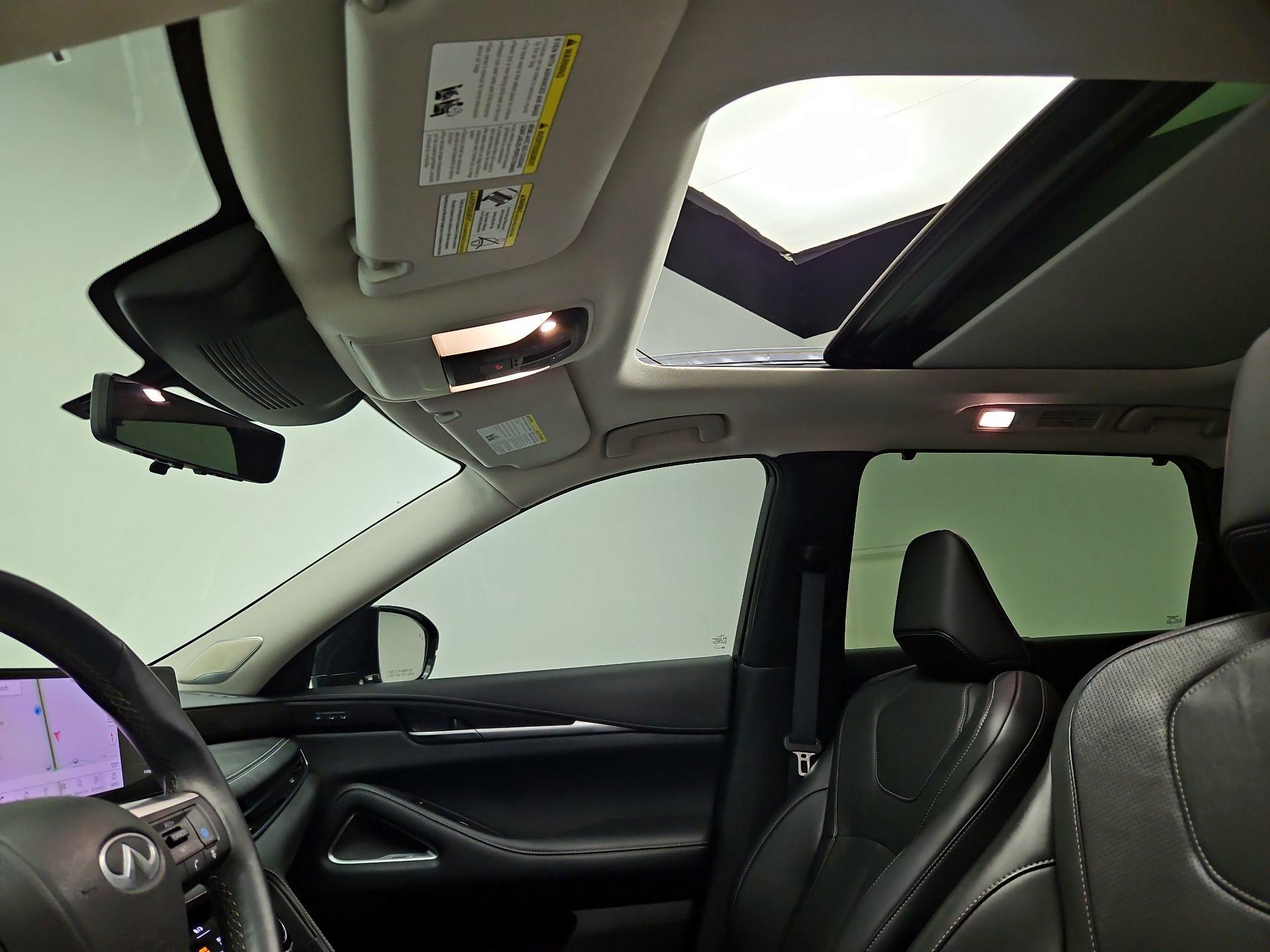 Thumbnail: 2023 INFINITI QX60 - 20