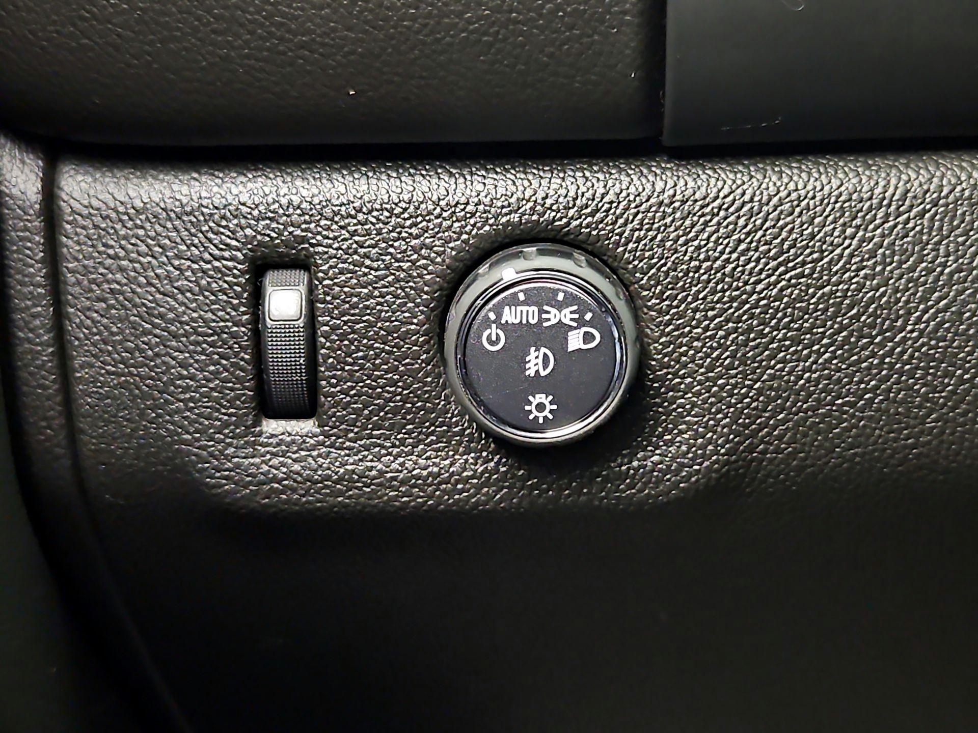 Thumbnail: 2021 GMC Canyon - 13