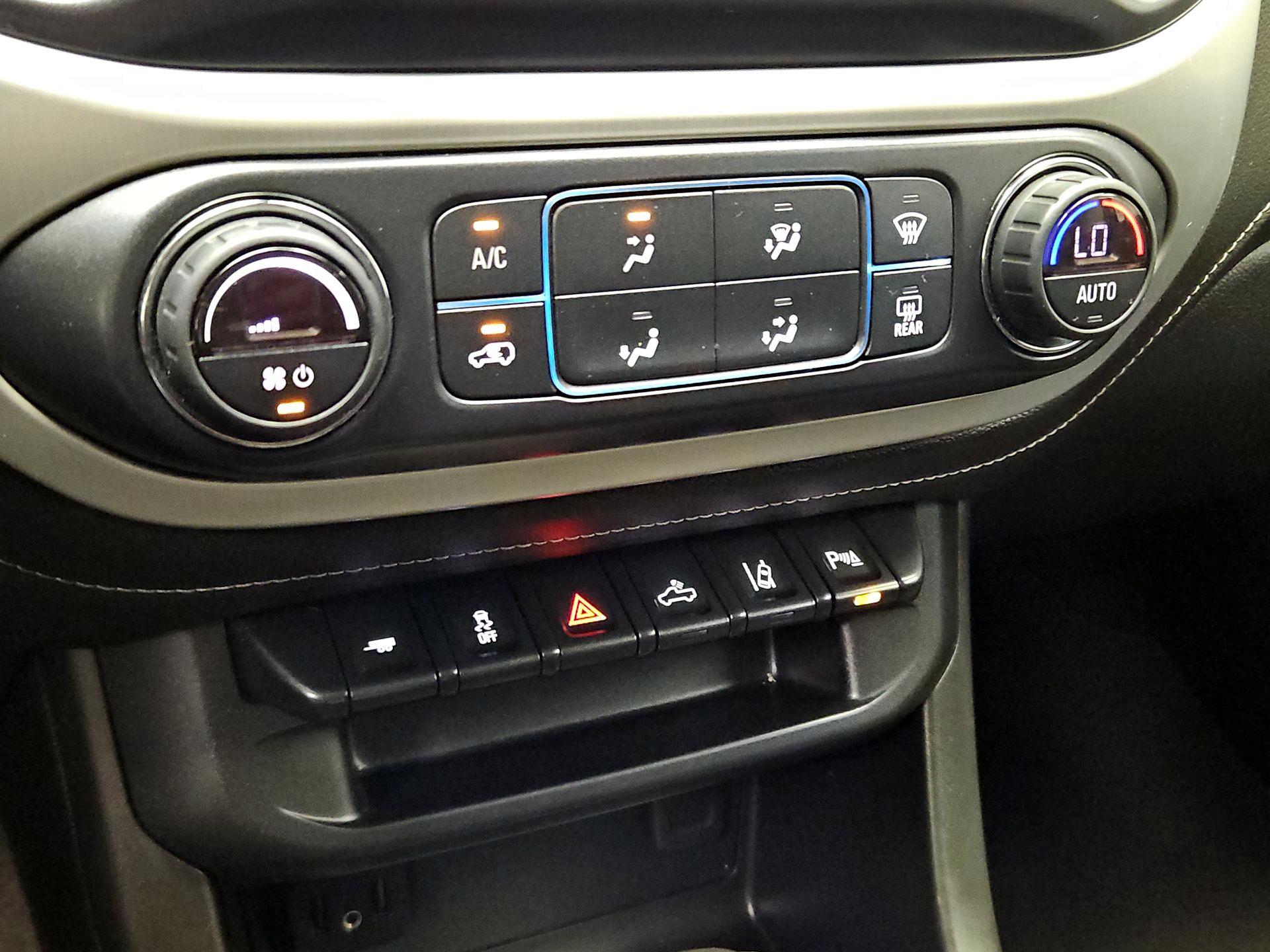 Thumbnail: 2021 GMC Canyon - 16