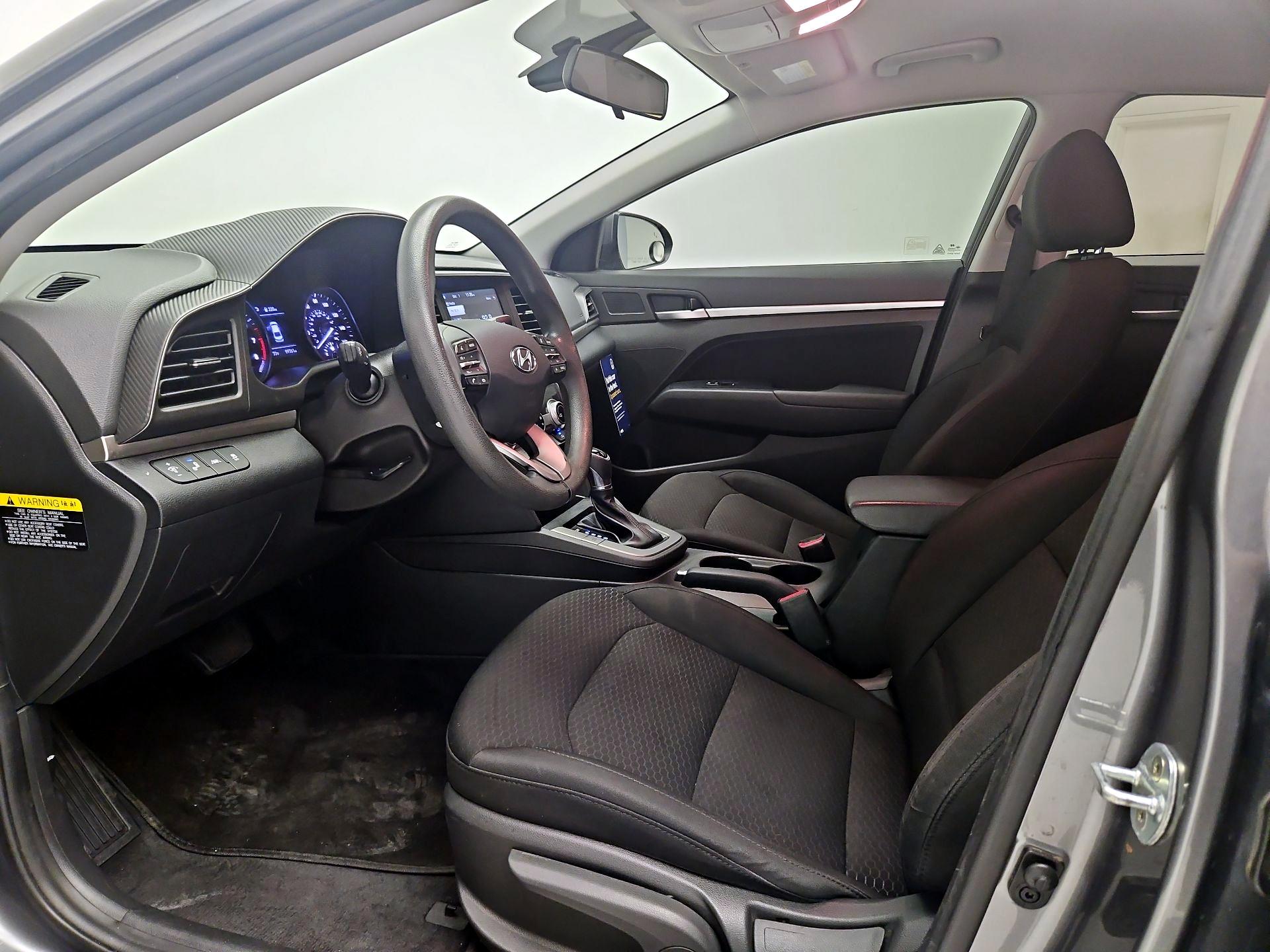 Thumbnail: 2019 Hyundai Elantra - 11