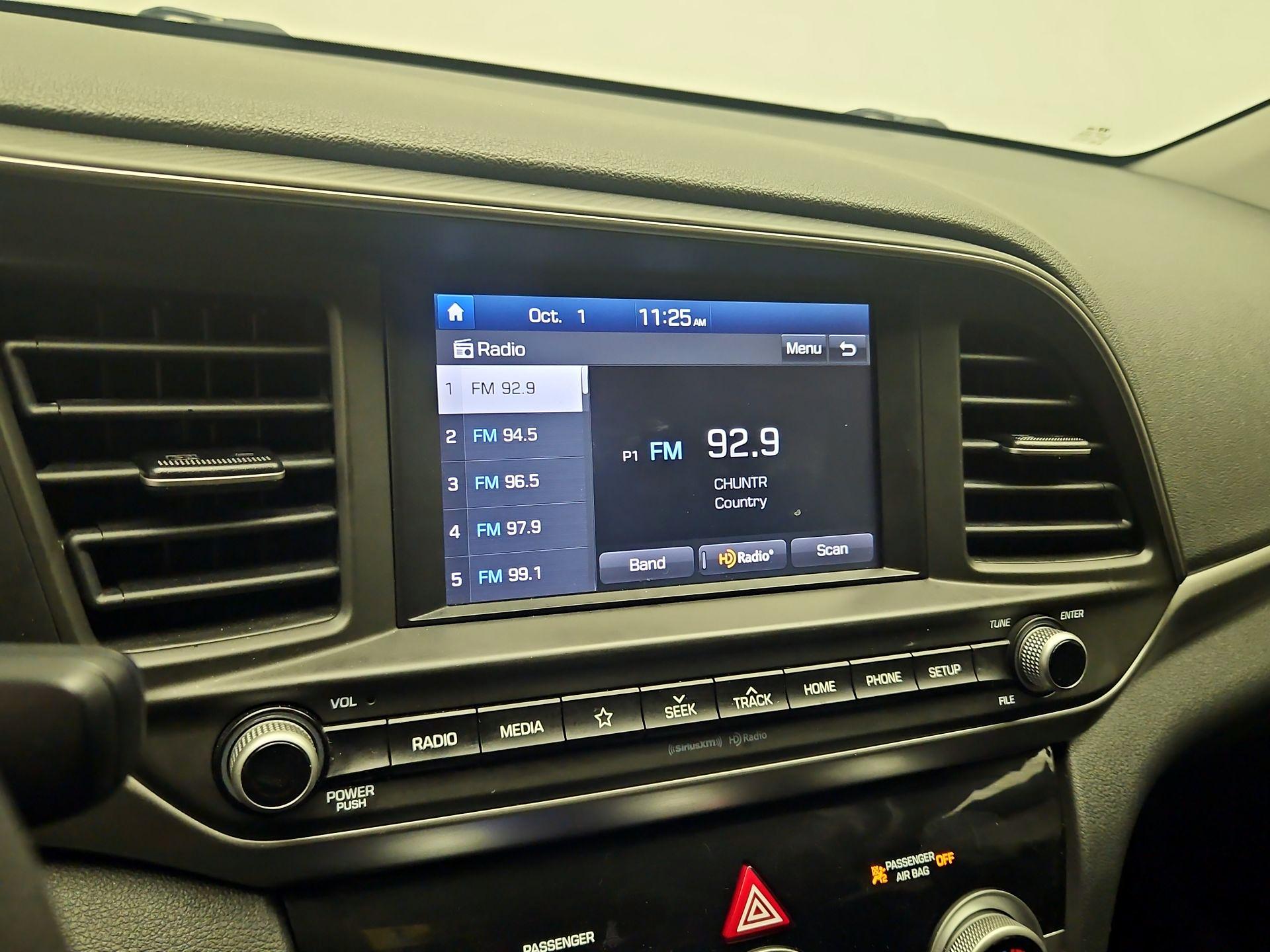 Thumbnail: 2019 Hyundai Elantra - 15