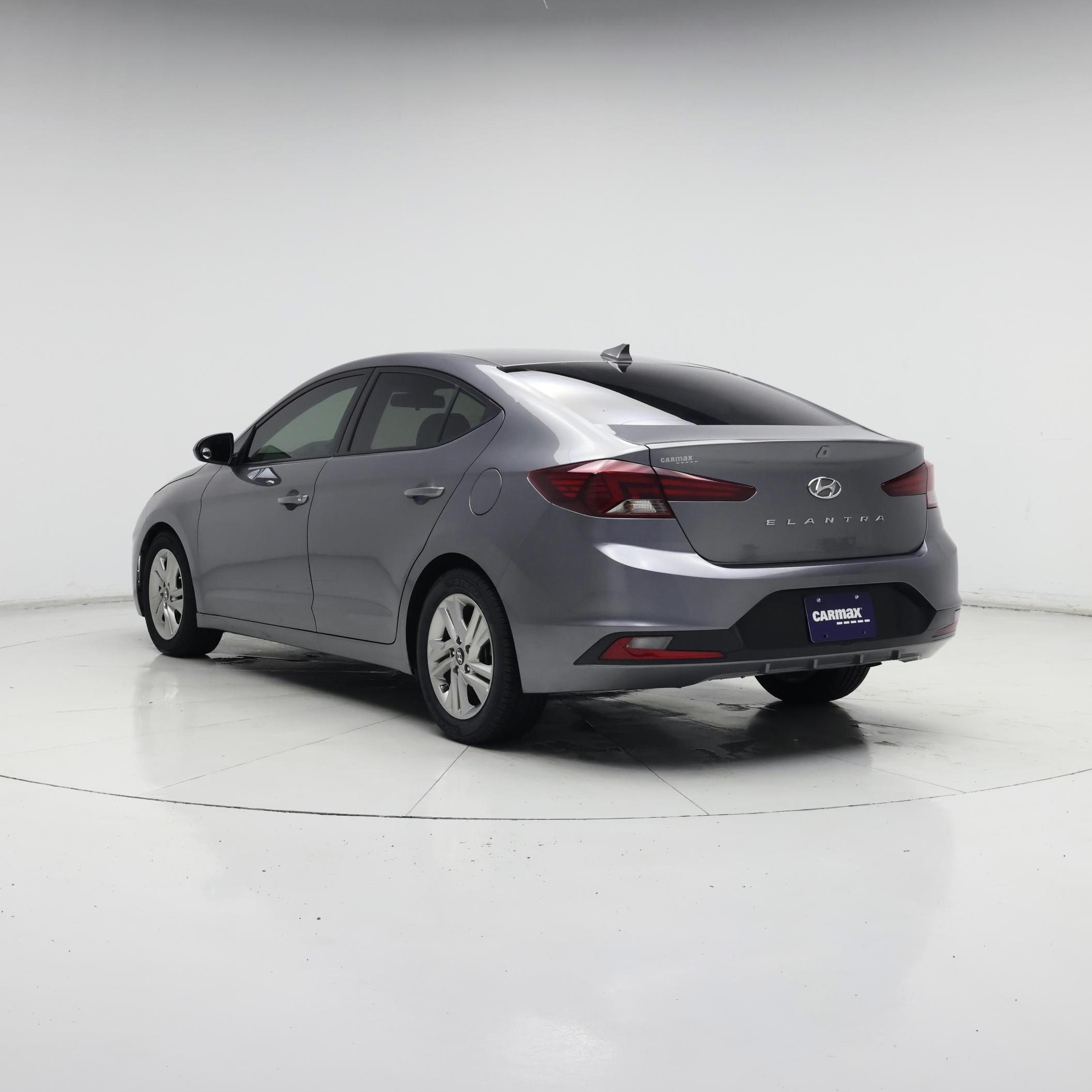 Thumbnail: 2019 Hyundai Elantra - 2