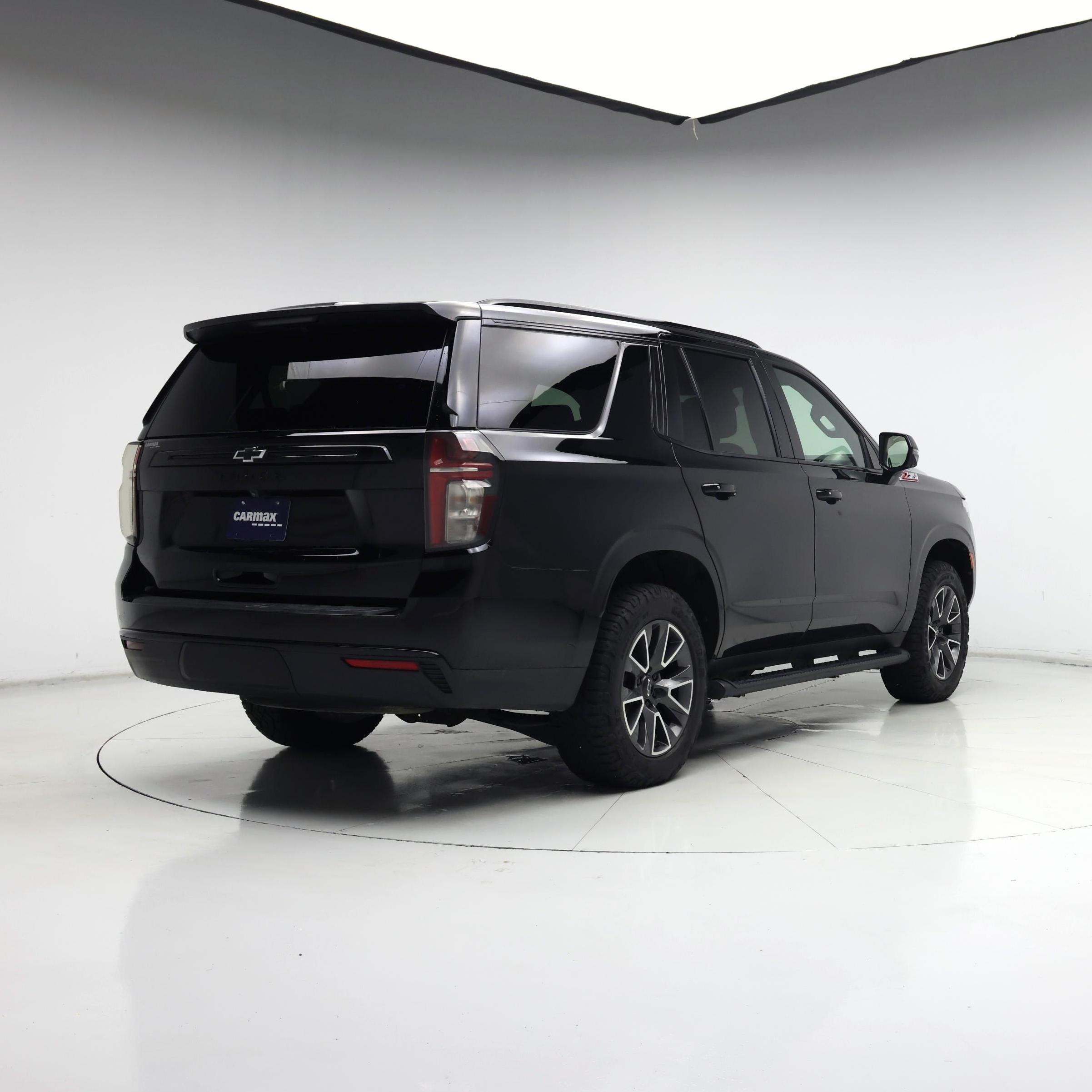 Thumbnail: 2023 Chevrolet Tahoe - 8