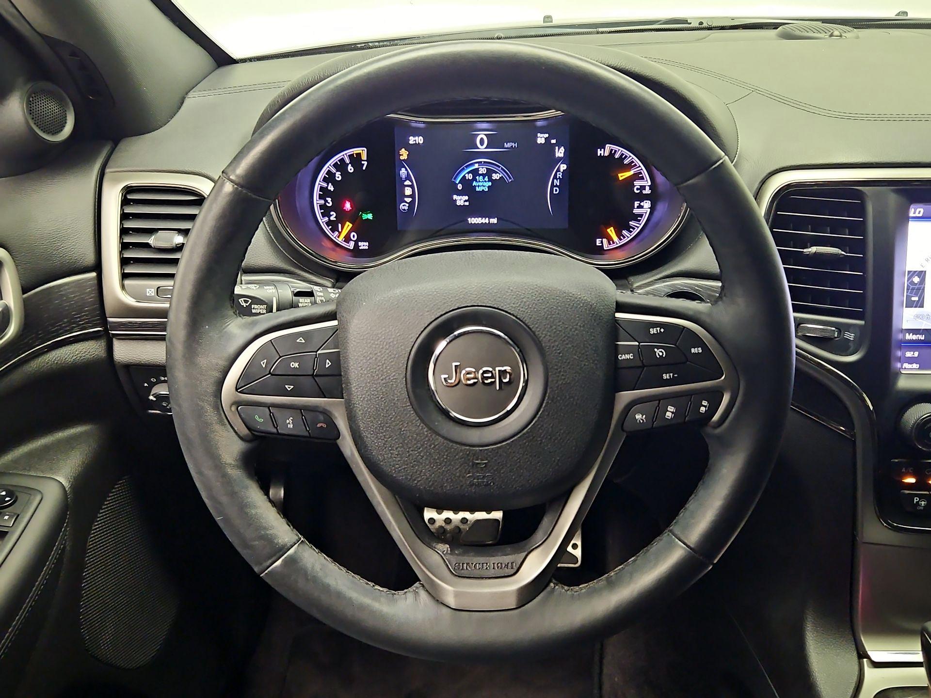Thumbnail: 2018 Jeep Grand Cherokee - 10