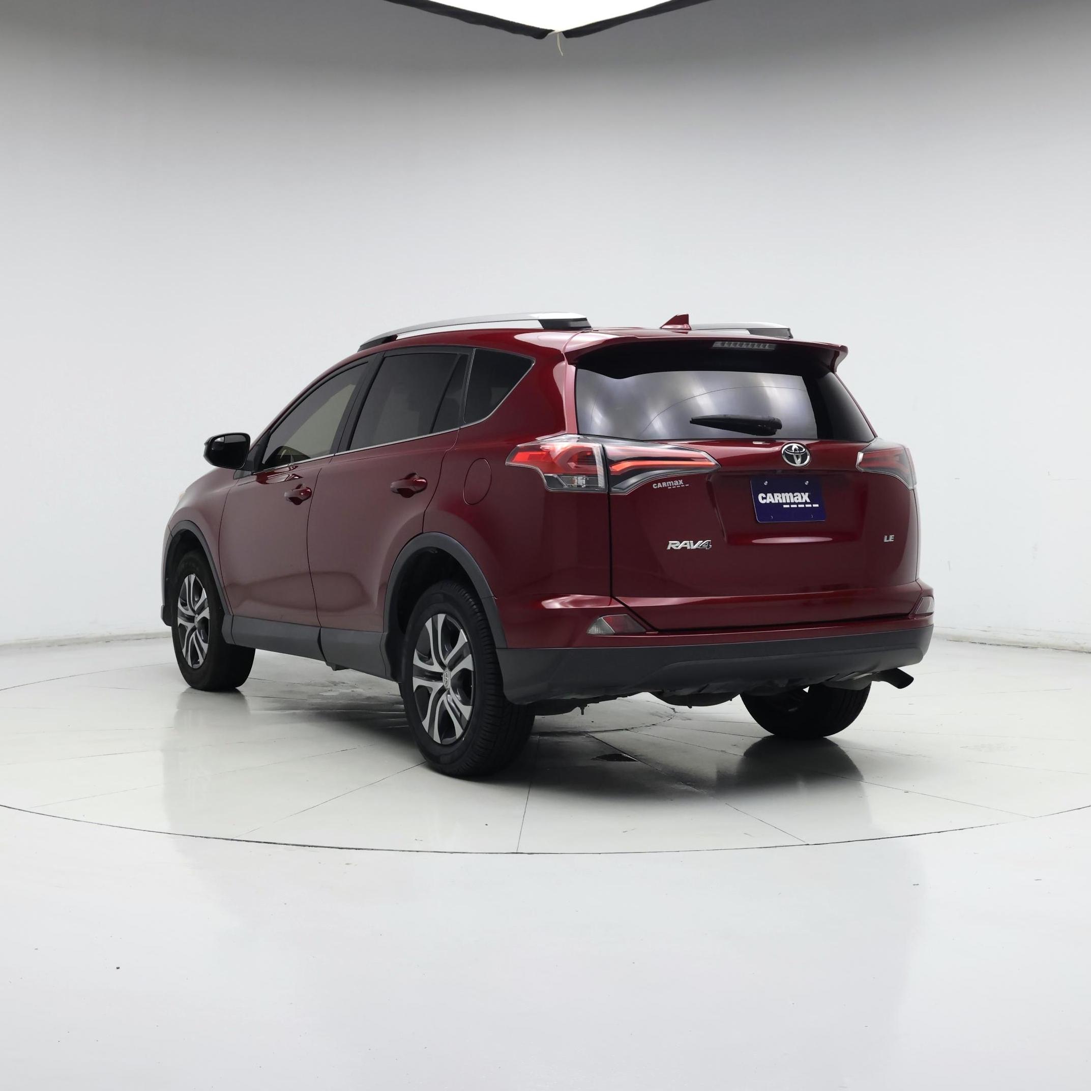 Thumbnail: 2018 Toyota RAV4 - 2
