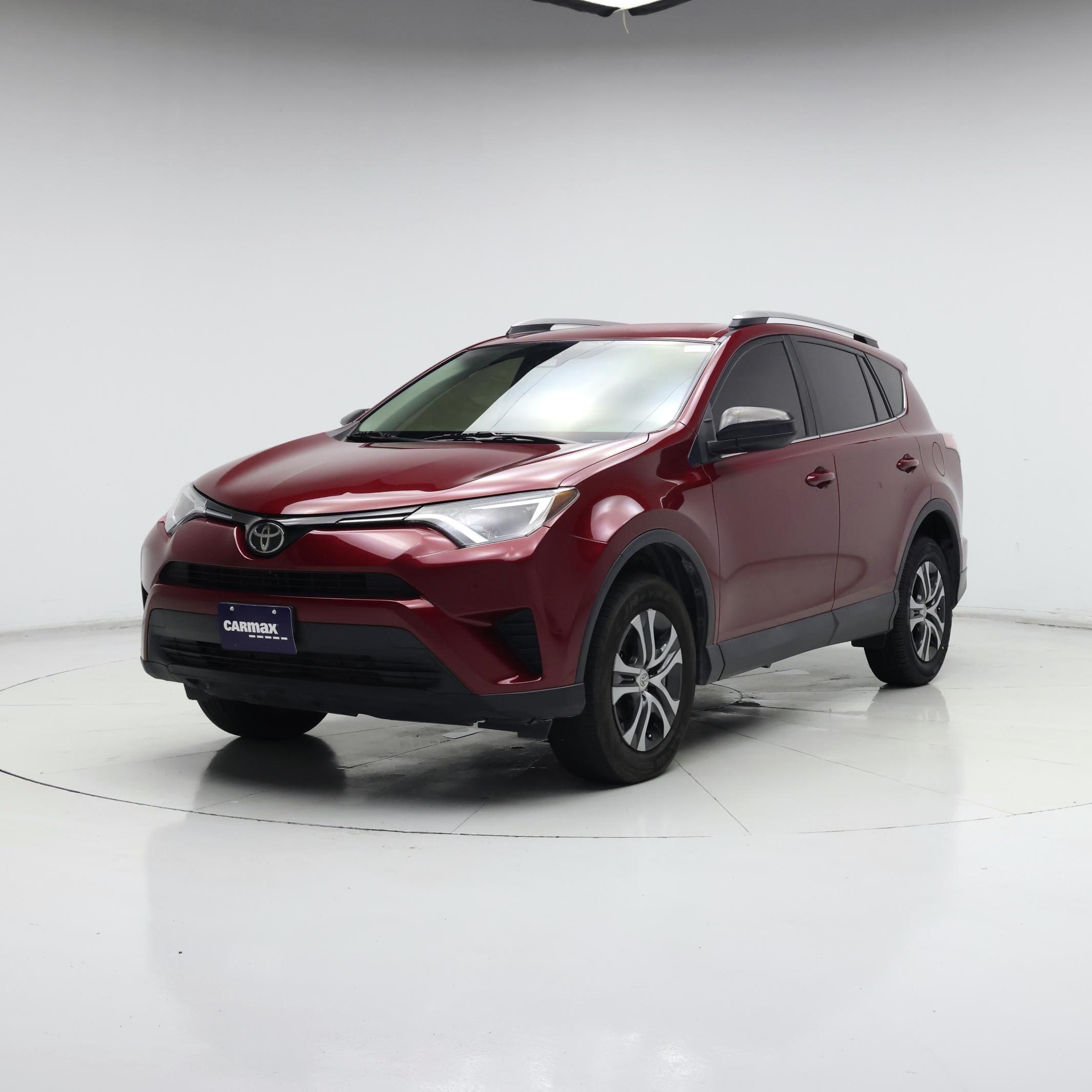 Thumbnail: 2018 Toyota RAV4 - 4