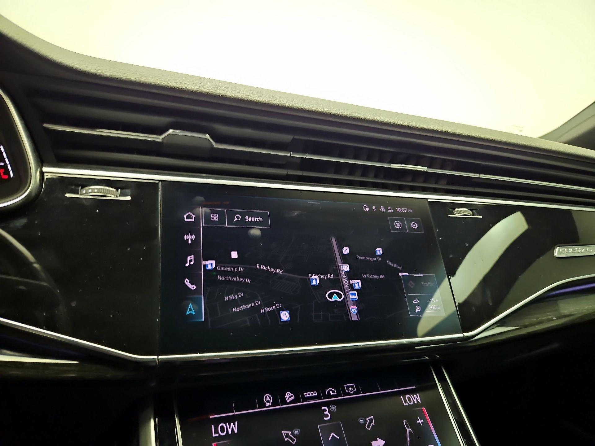 Thumbnail: 2021 Audi Q7 - 13