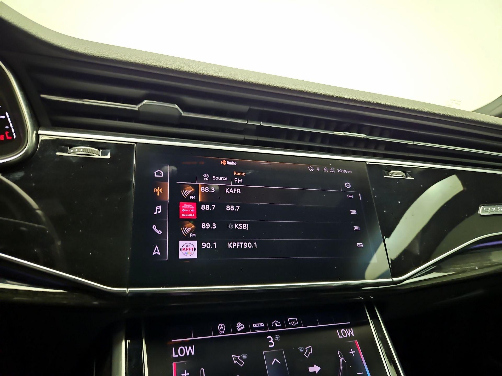 Thumbnail: 2021 Audi Q7 - 15