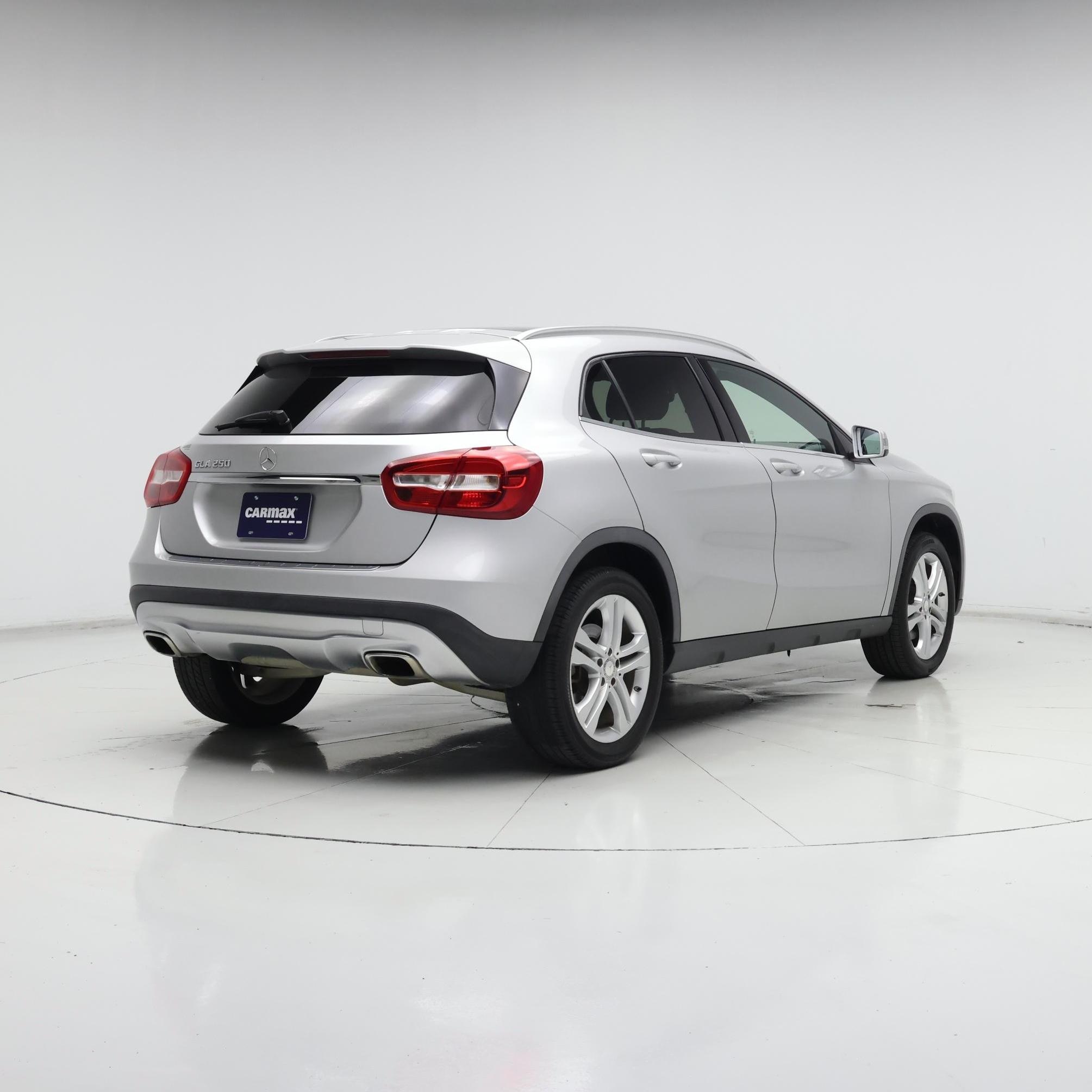 Thumbnail: 2017 Mercedes-Benz GLA - 8