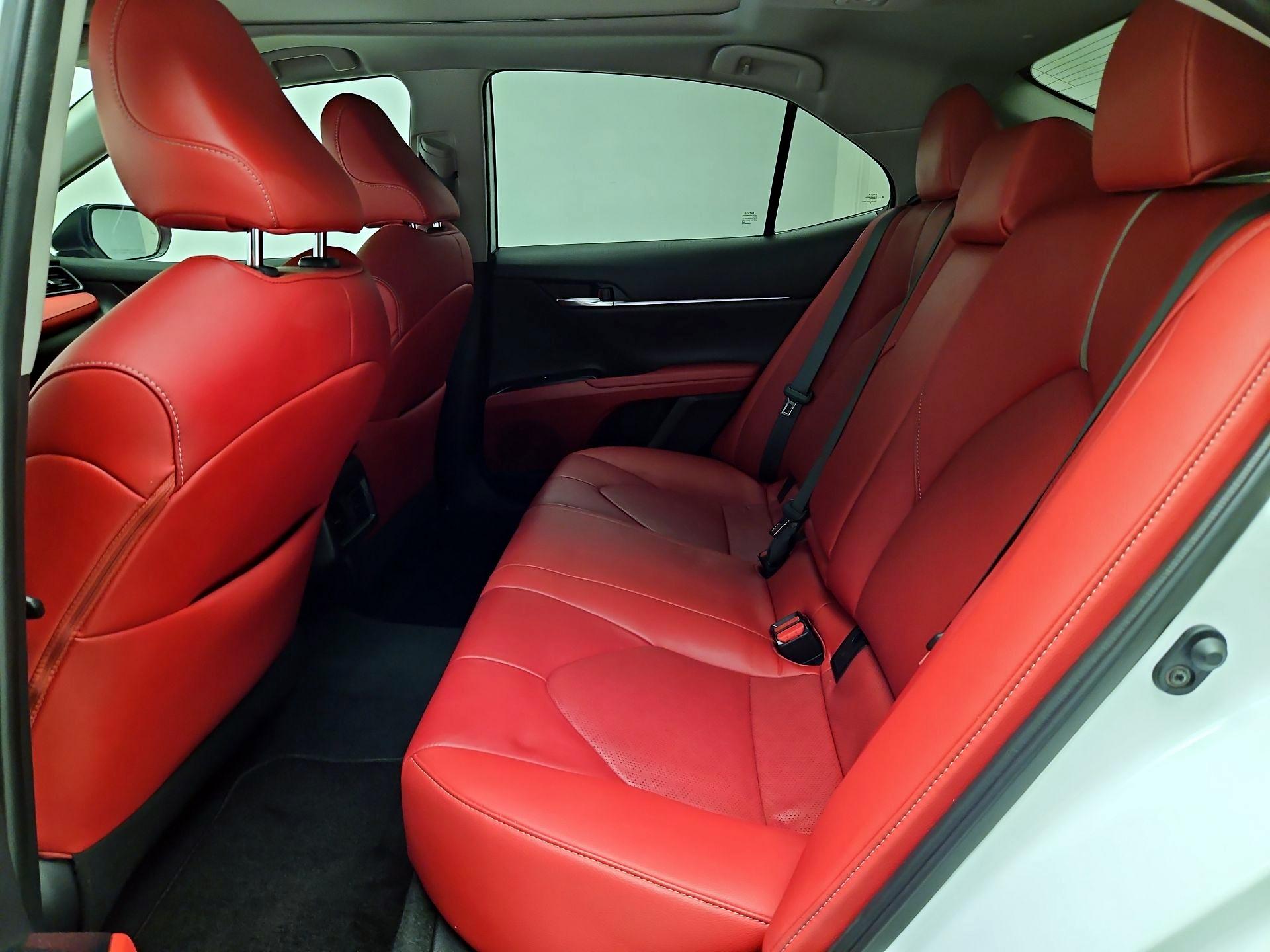 Thumbnail: 2019 Toyota Camry - 17