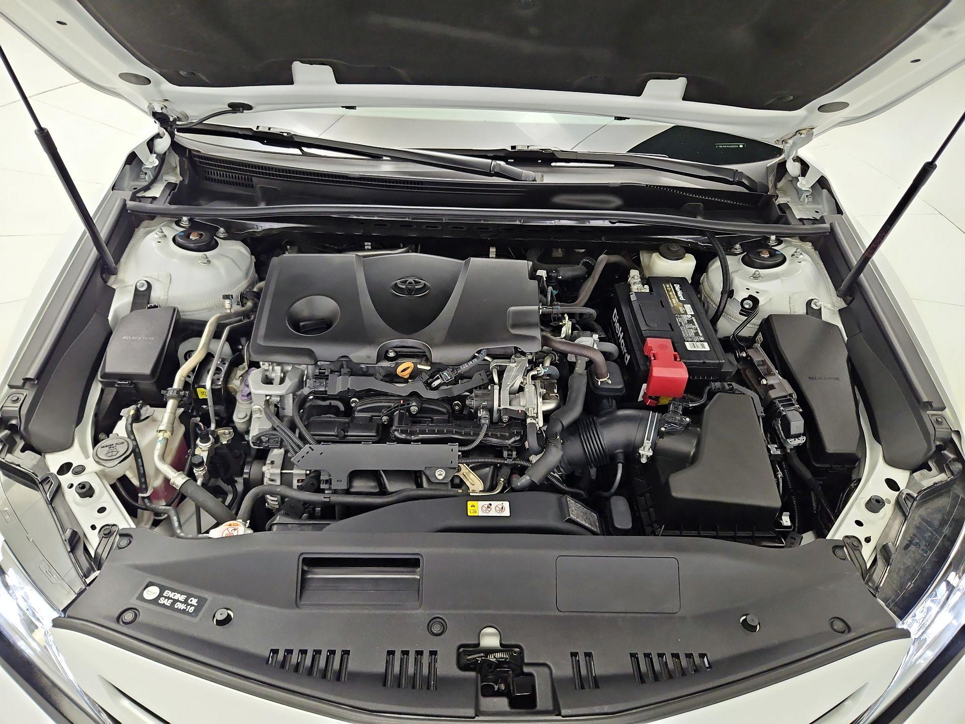 Thumbnail: 2019 Toyota Camry - 19