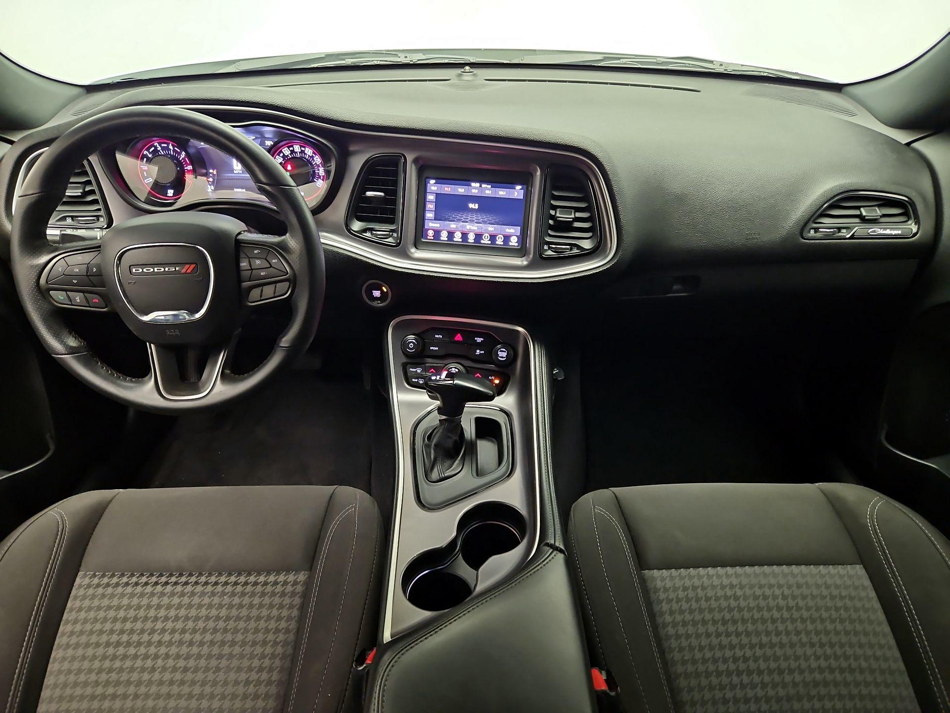 Thumbnail: 2020 Dodge Challenger - 9