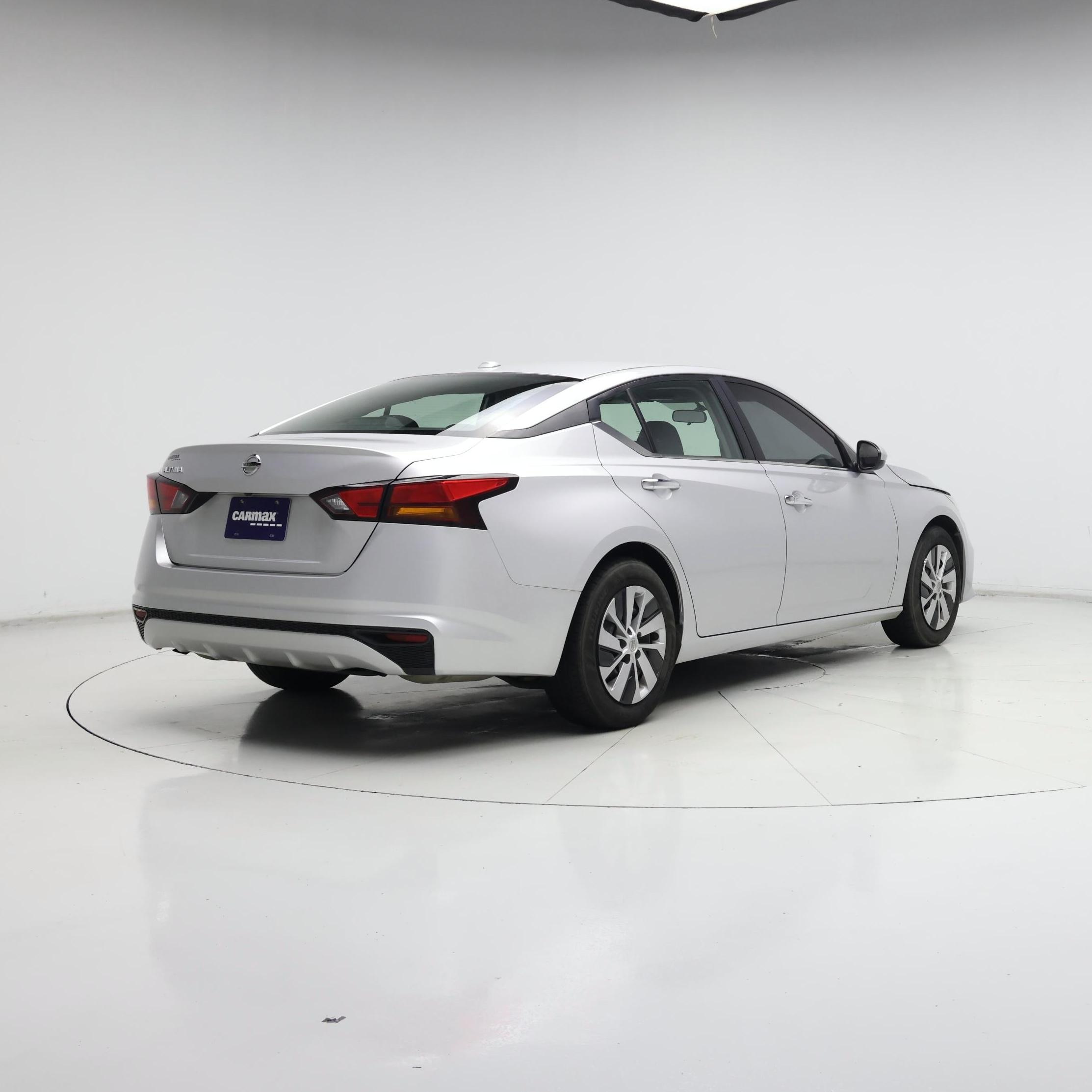 Thumbnail: 2020 Nissan Altima - 8