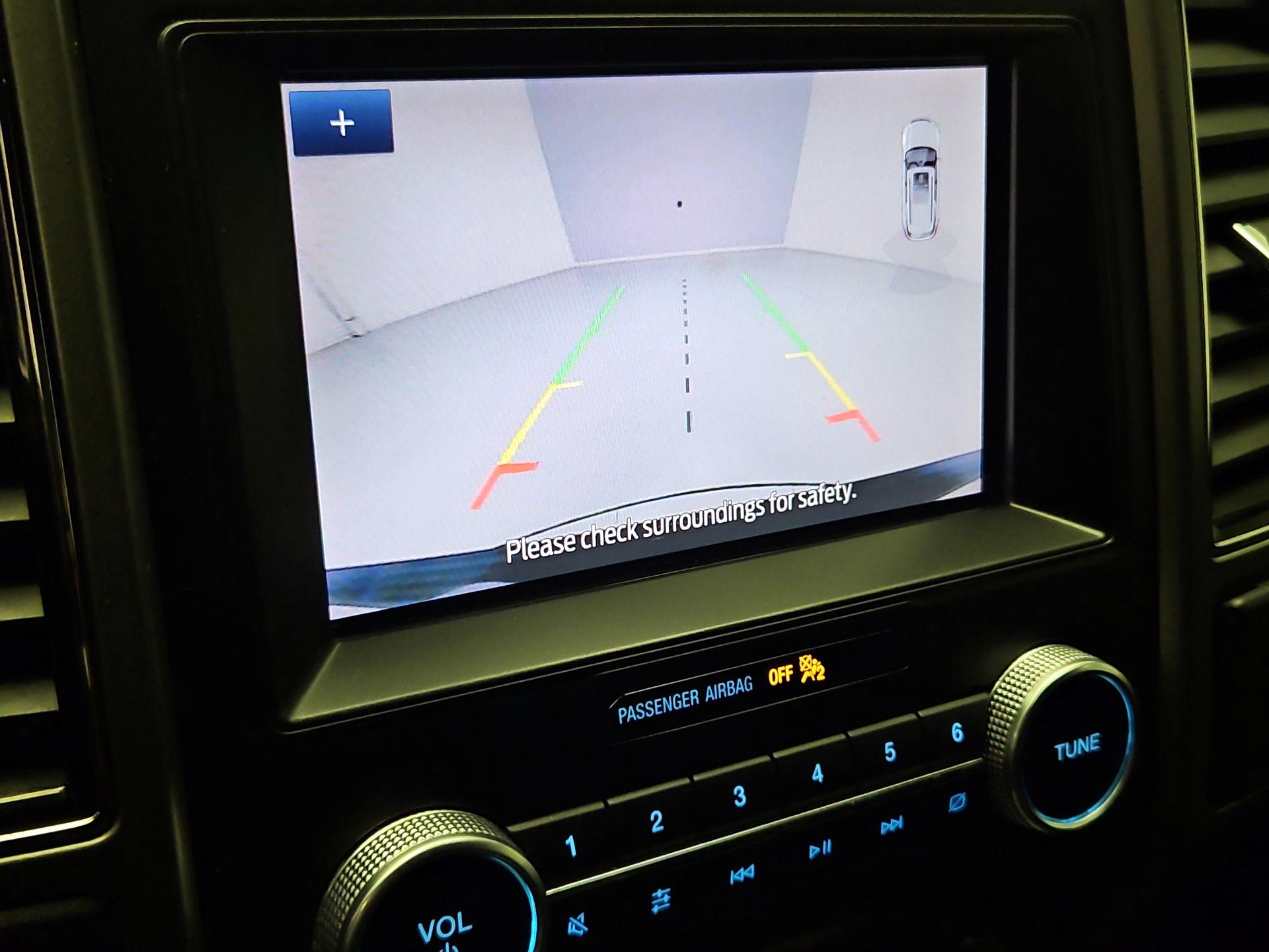 Thumbnail: 2021 Ford Expedition - 15