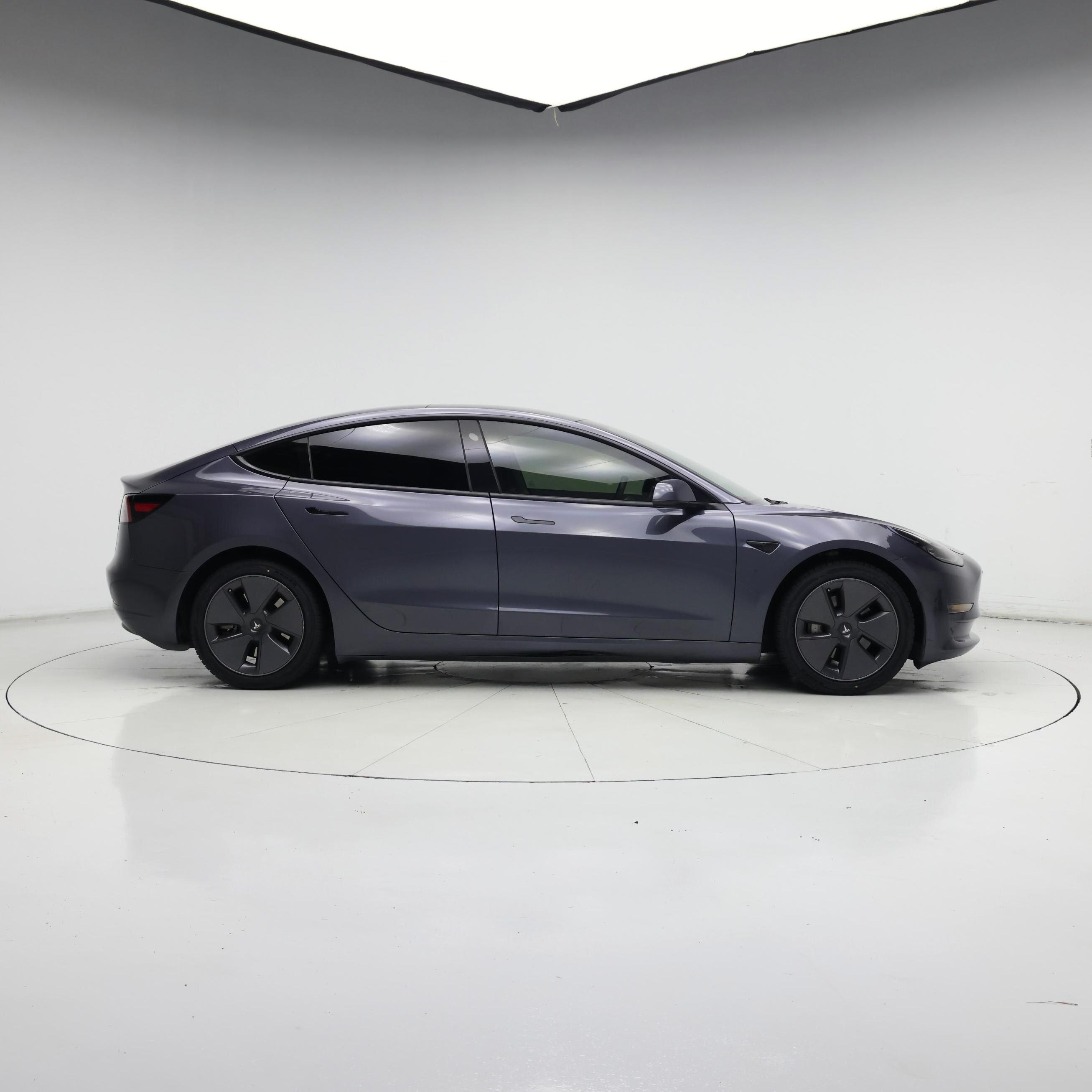 Thumbnail: 2023 Tesla Model 3 - 7