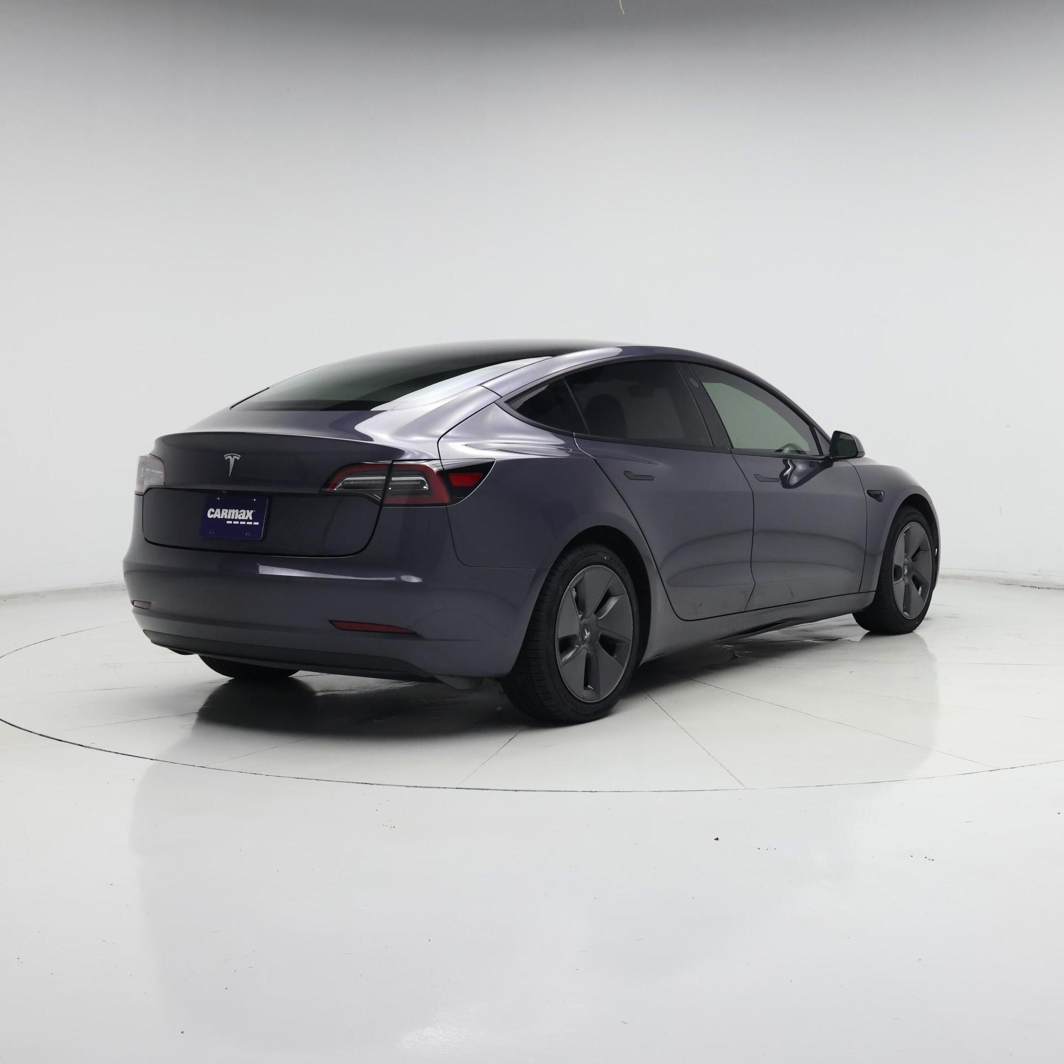 Thumbnail: 2023 Tesla Model 3 - 8