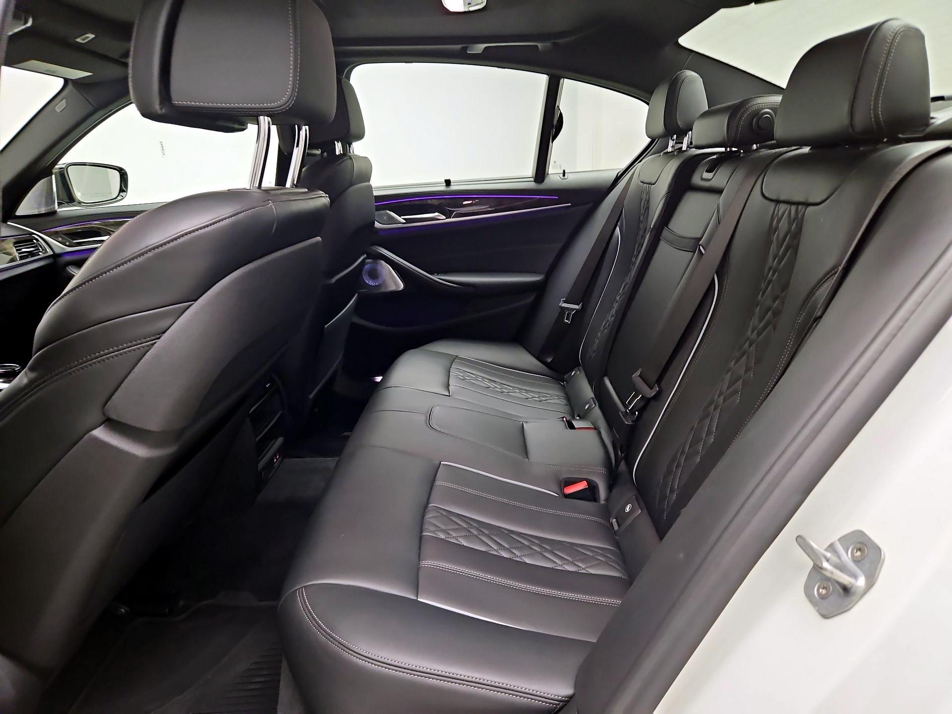 Thumbnail: 2020 BMW 5 Series - 18