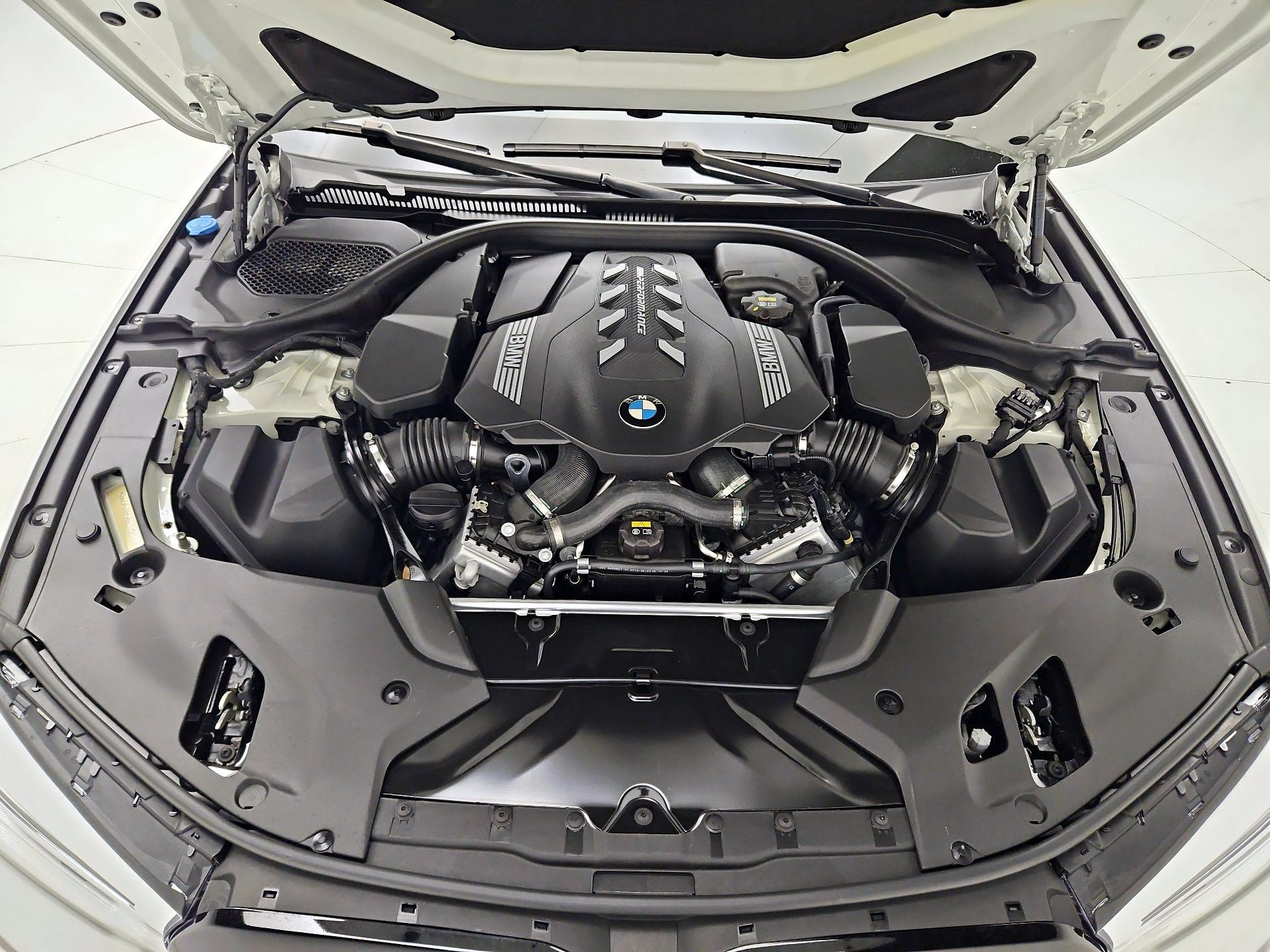 Thumbnail: 2020 BMW 5 Series - 20