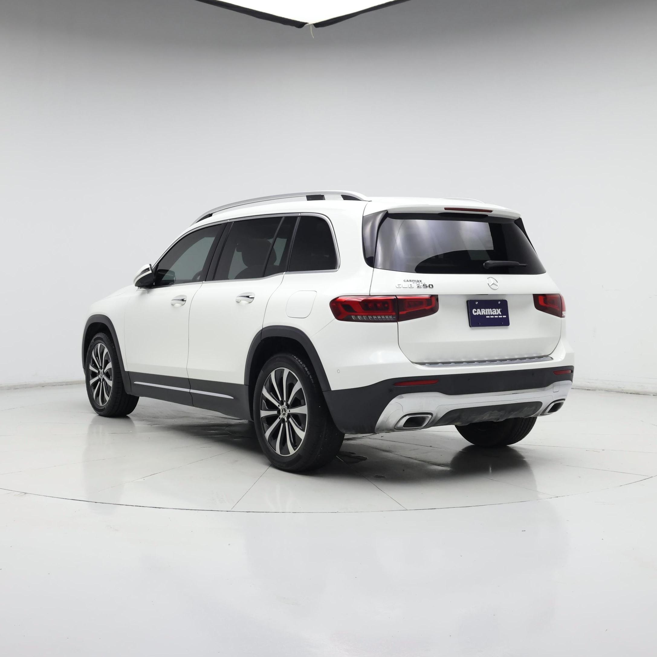 Thumbnail: 2023 Mercedes-Benz GLB - 2