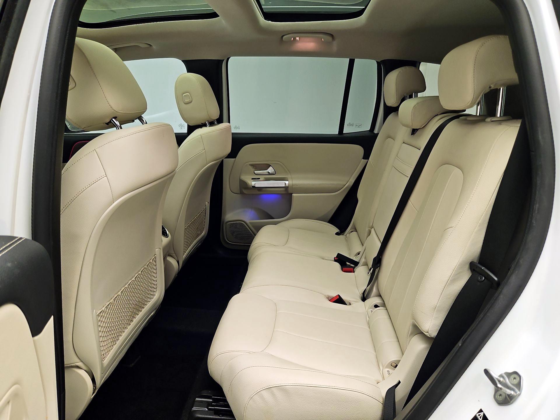 Thumbnail: 2023 Mercedes-Benz GLB - 20