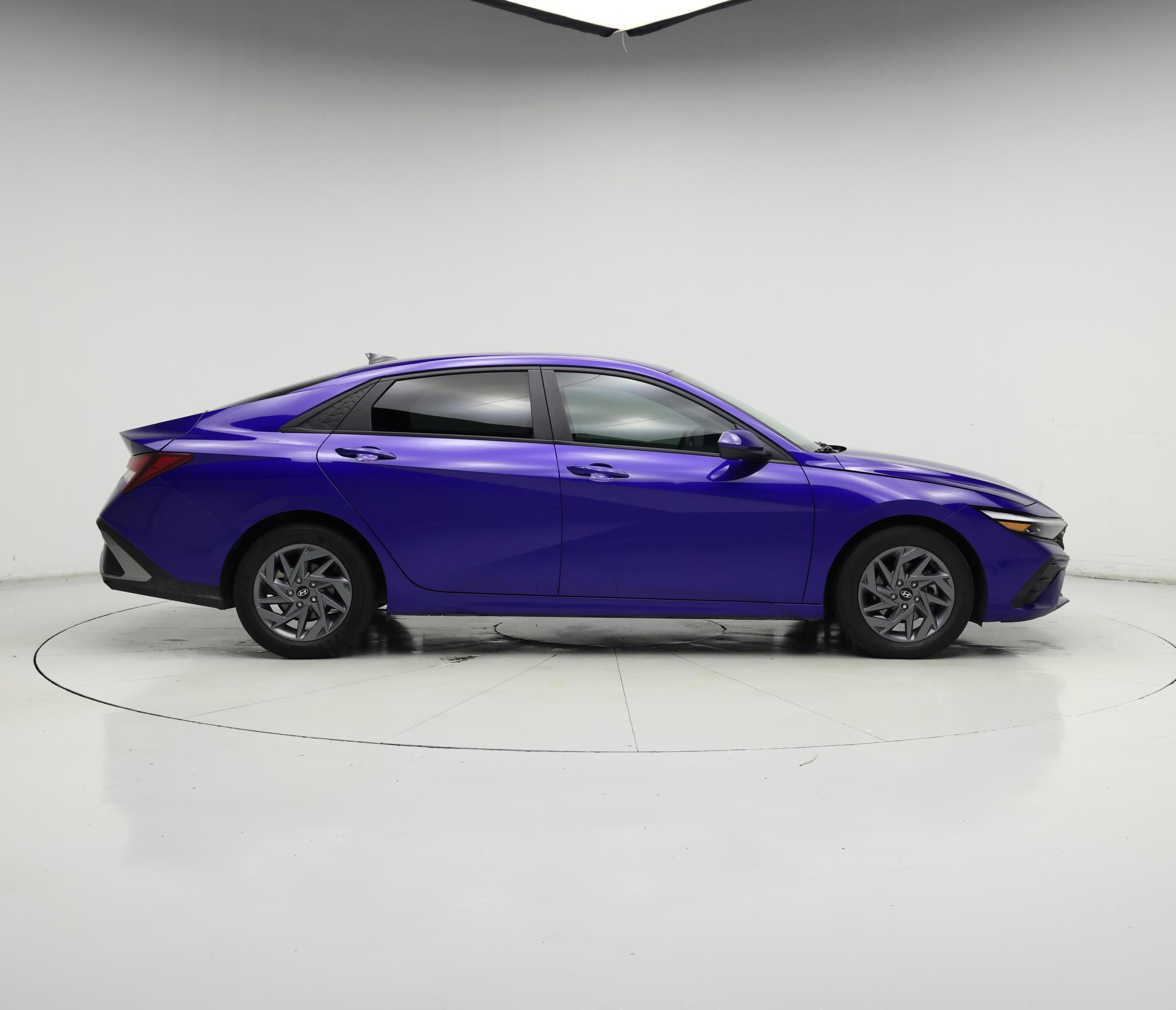 Thumbnail: 2024 Hyundai Elantra - 7
