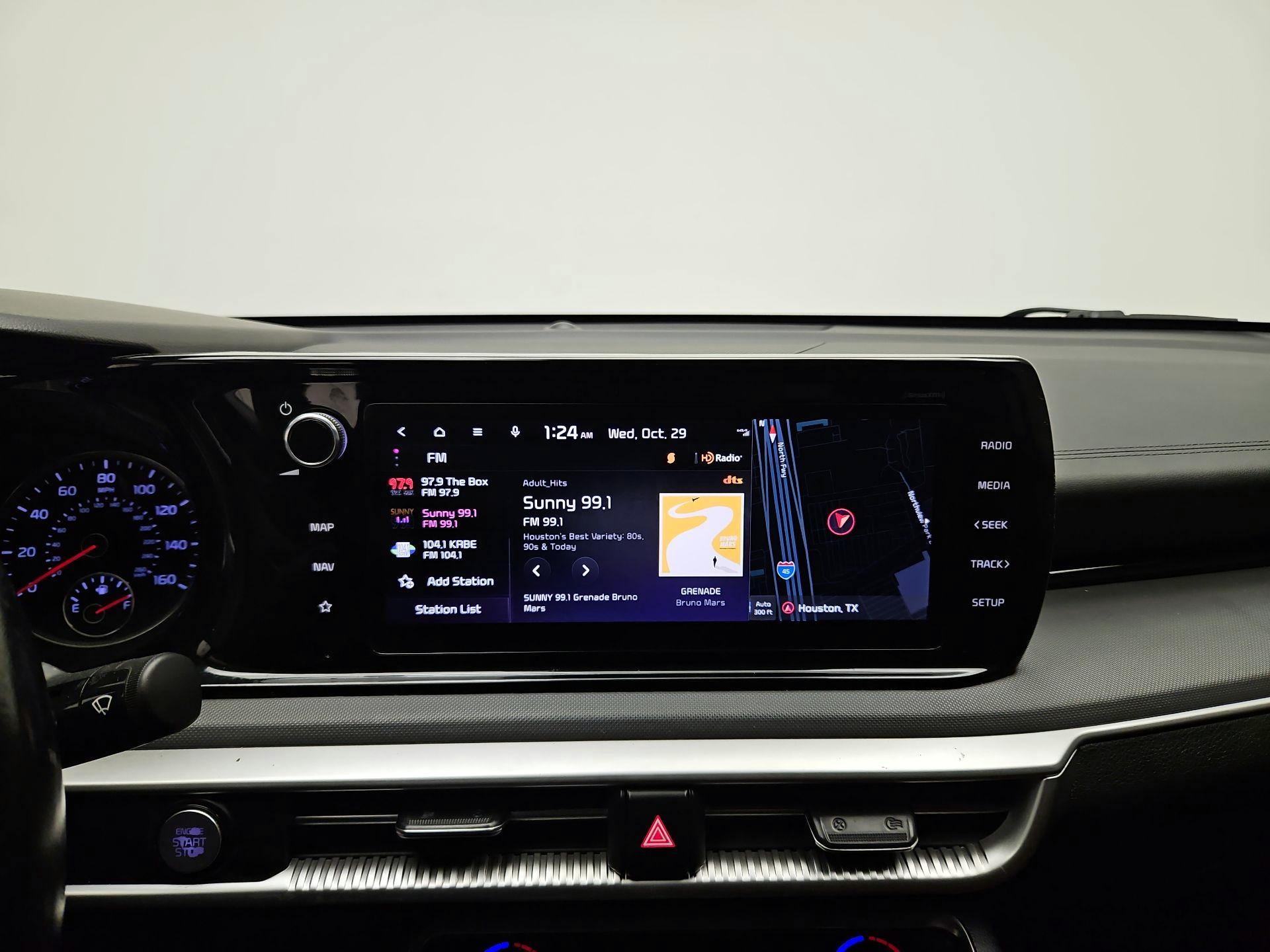 Thumbnail: 2023 Kia K5 - 15