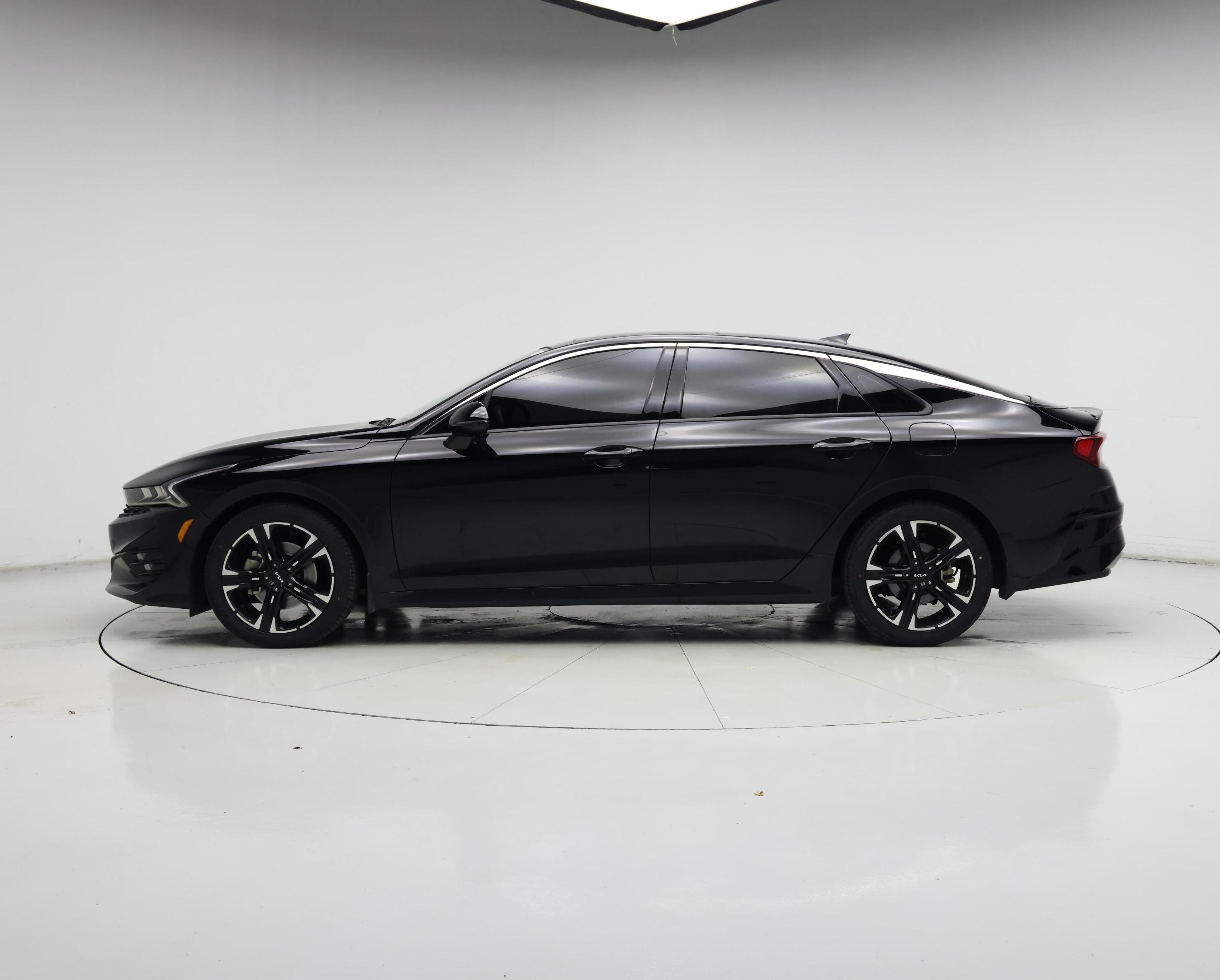 Thumbnail: 2023 Kia K5 - 3