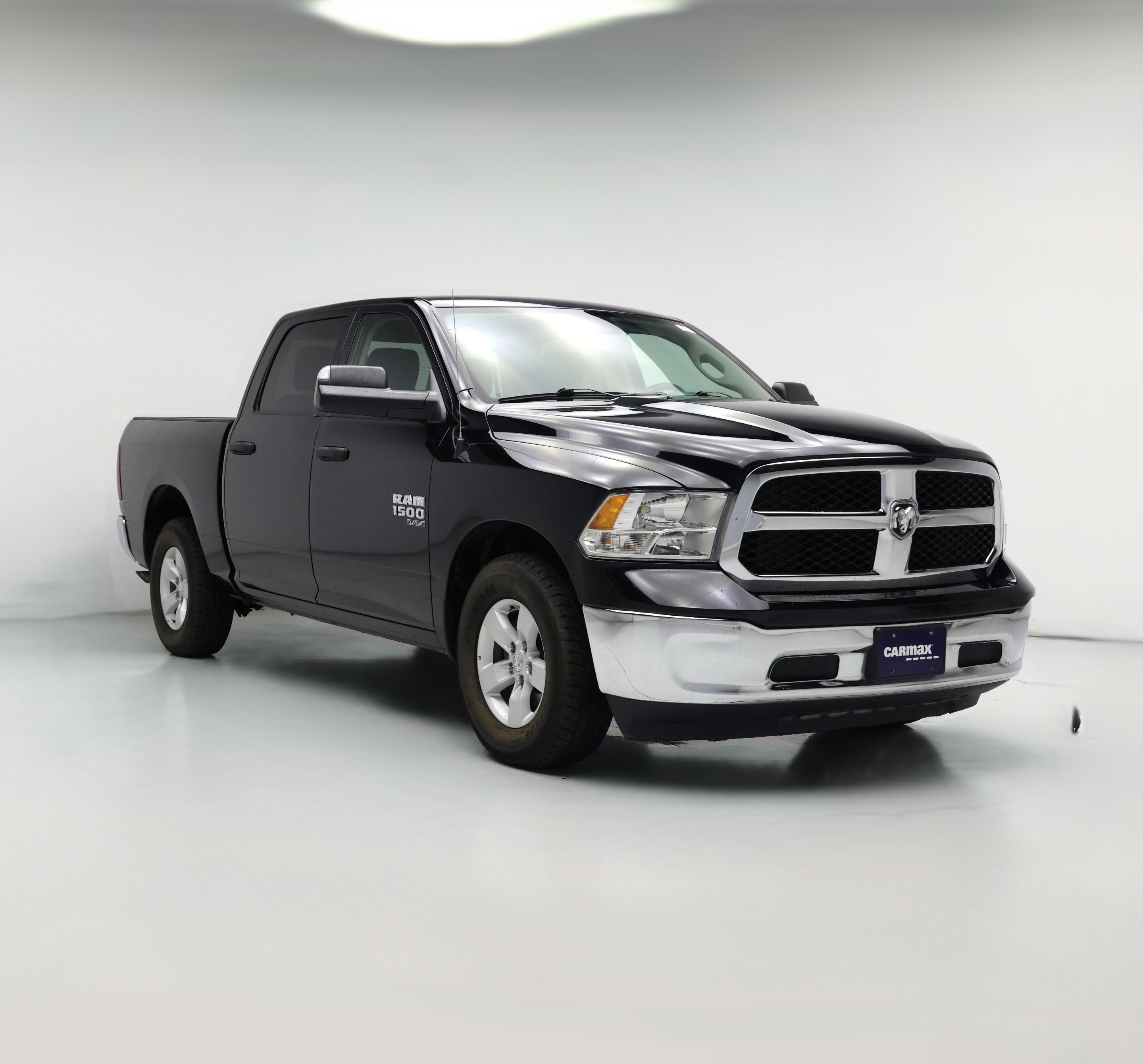Thumbnail: 2023 RAM 1500 Classic - 1