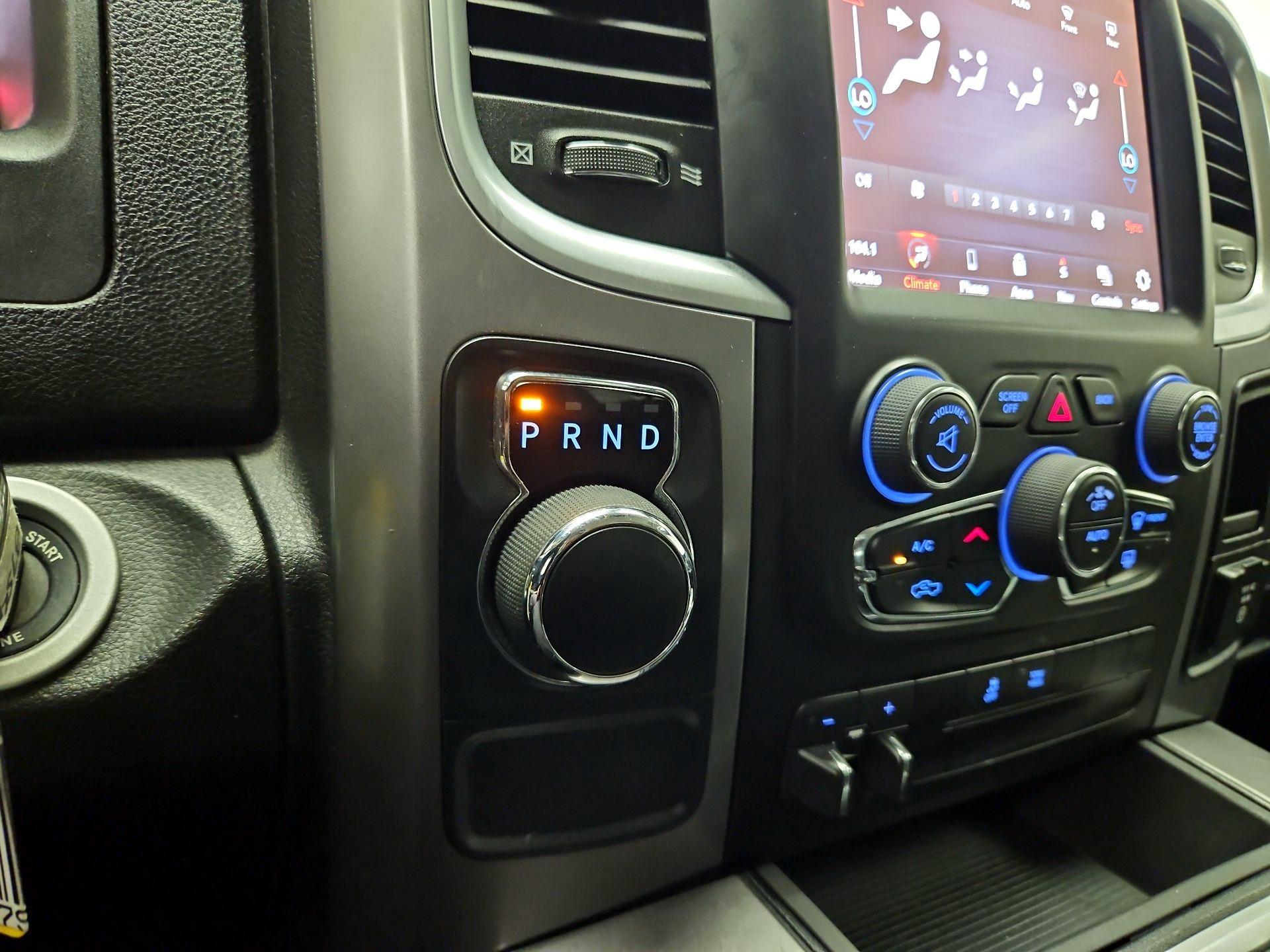 Thumbnail: 2023 RAM 1500 Classic - 16