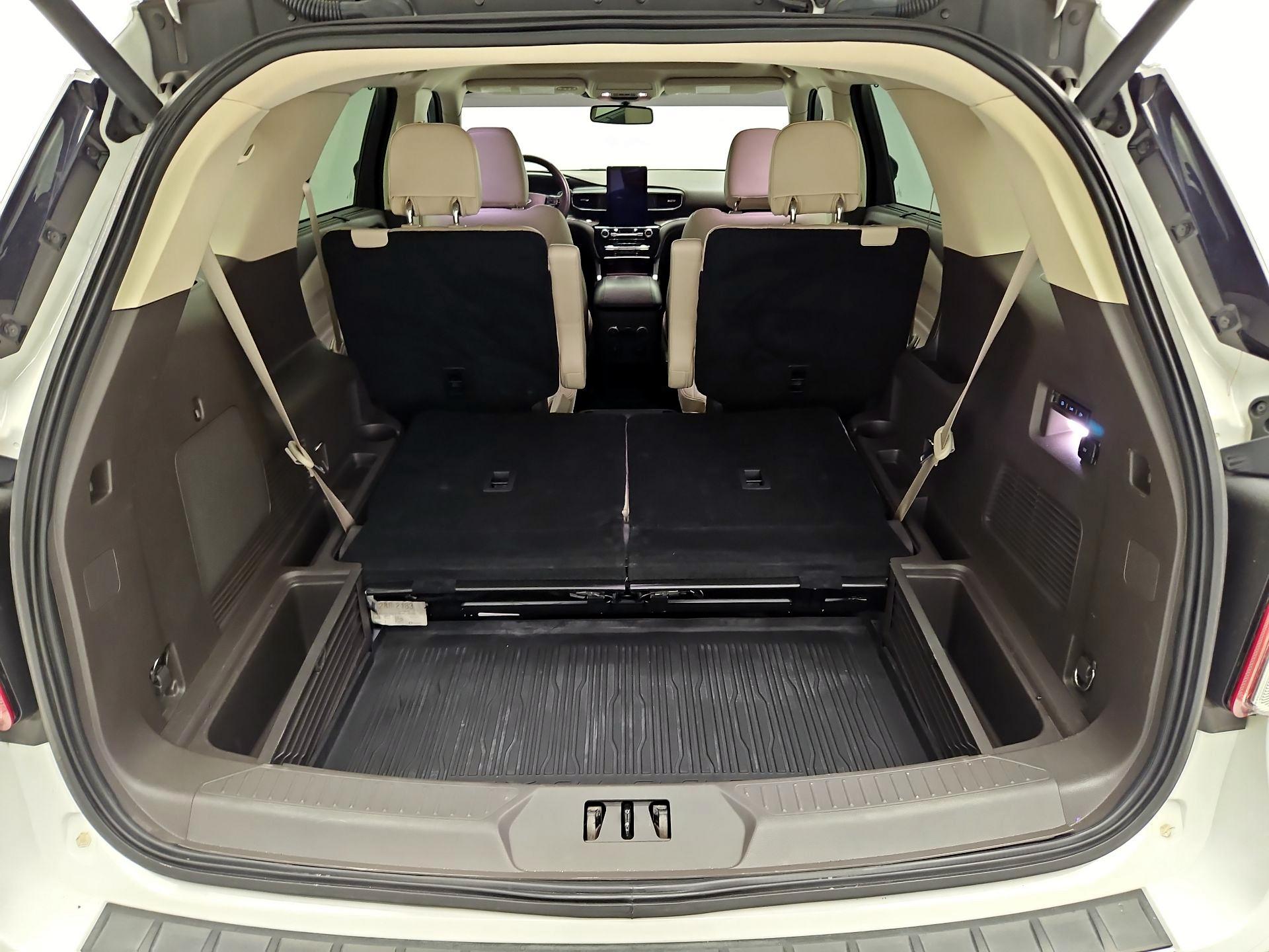 Thumbnail: 2021 Ford Explorer - 19