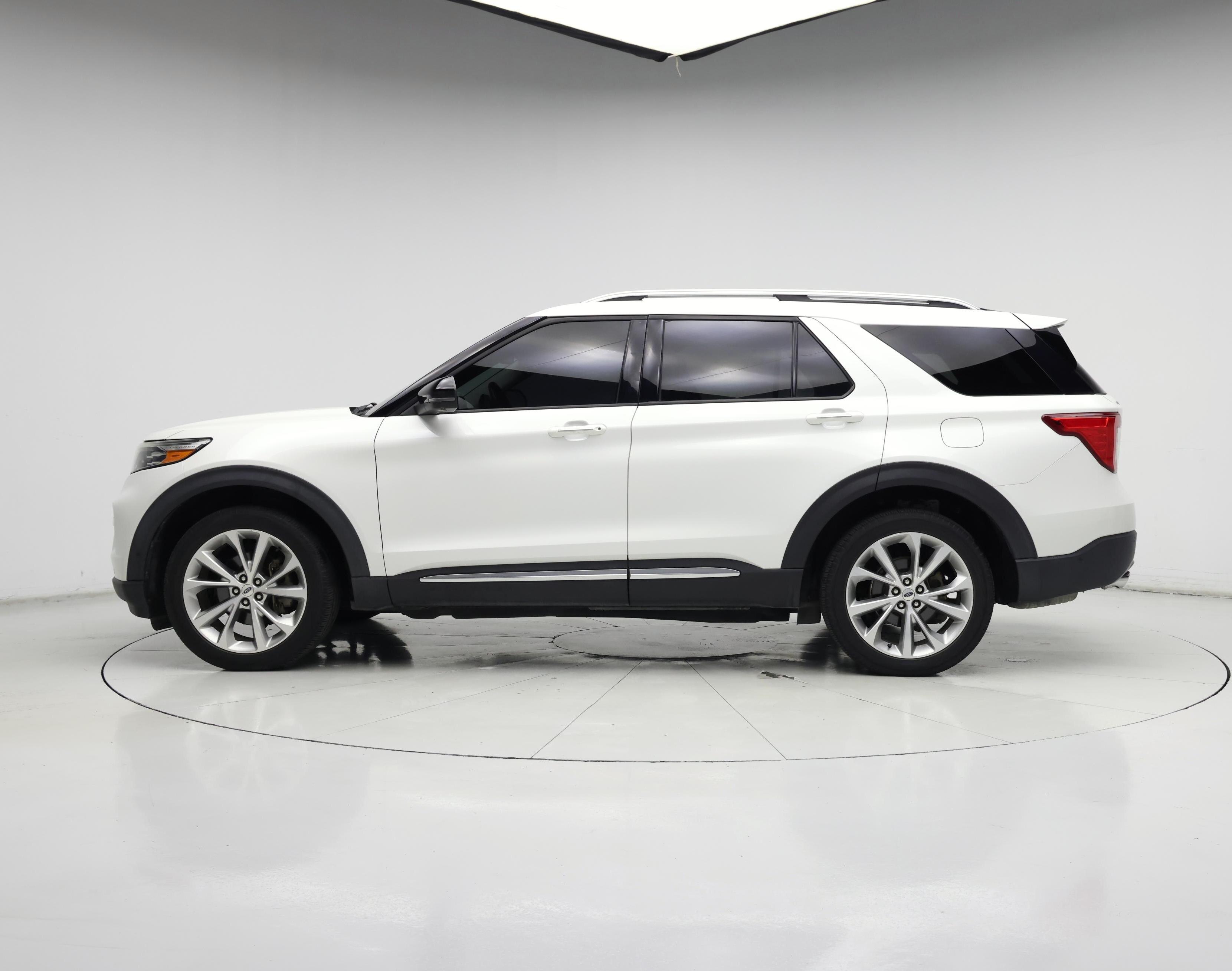 Thumbnail: 2021 Ford Explorer - 3