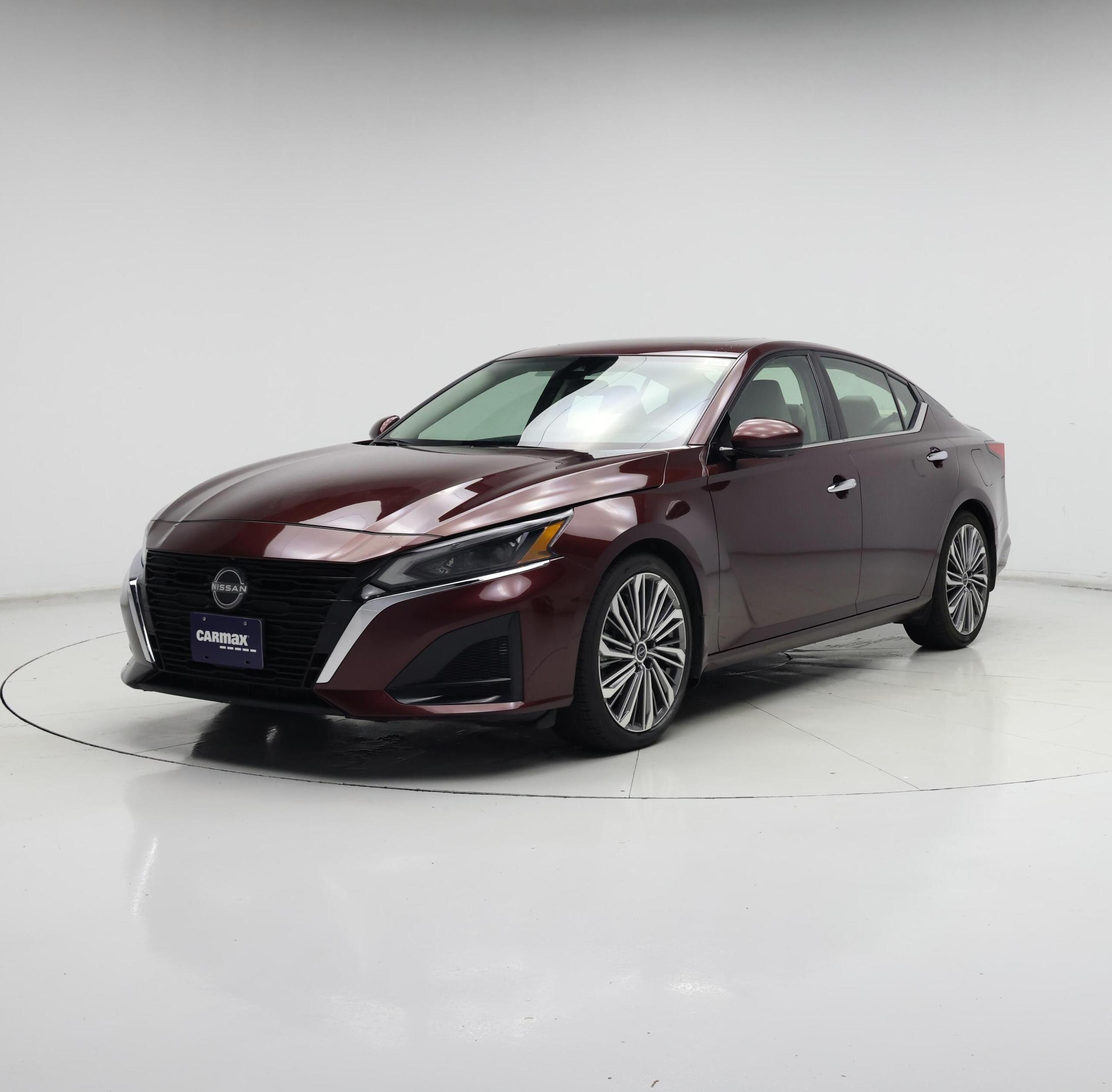 Thumbnail: 2023 Nissan Altima - 4