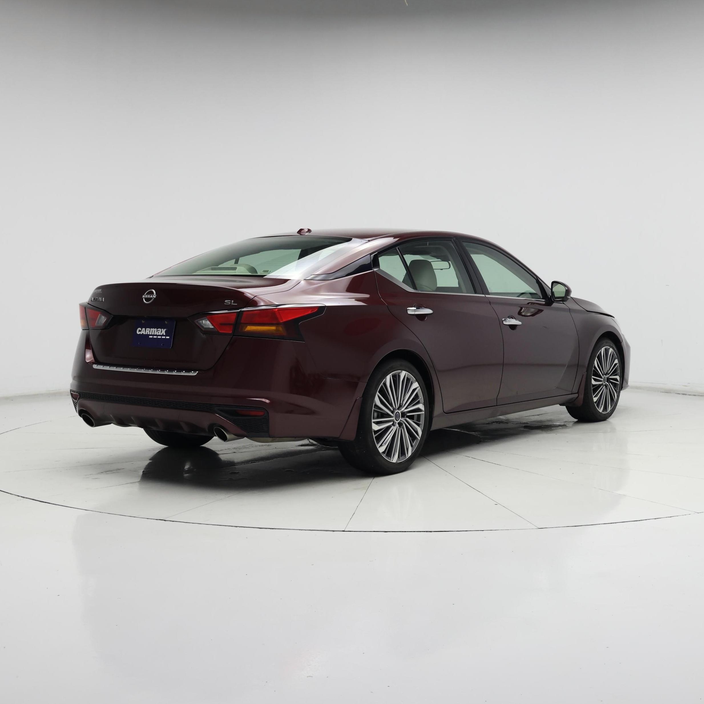 Thumbnail: 2023 Nissan Altima - 8