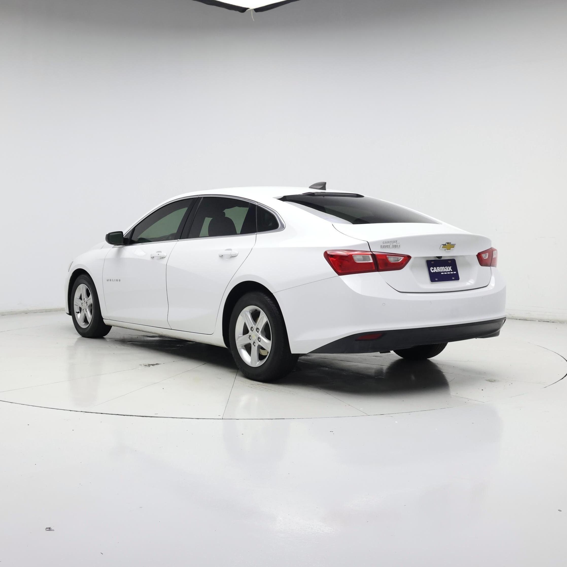 Thumbnail: 2020 Chevrolet Malibu - 2