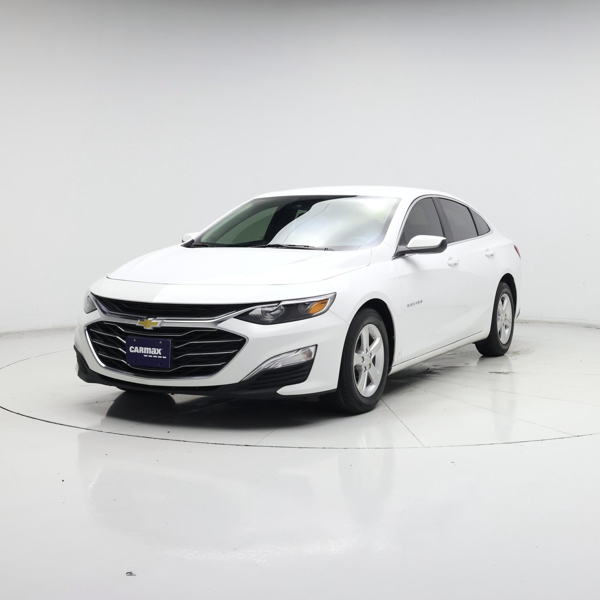 Thumbnail: 2020 Chevrolet Malibu - 4