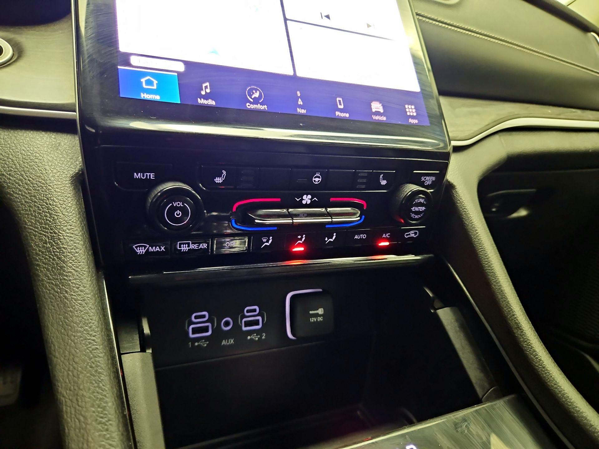 Thumbnail: 2023 Jeep Grand Cherokee - 16