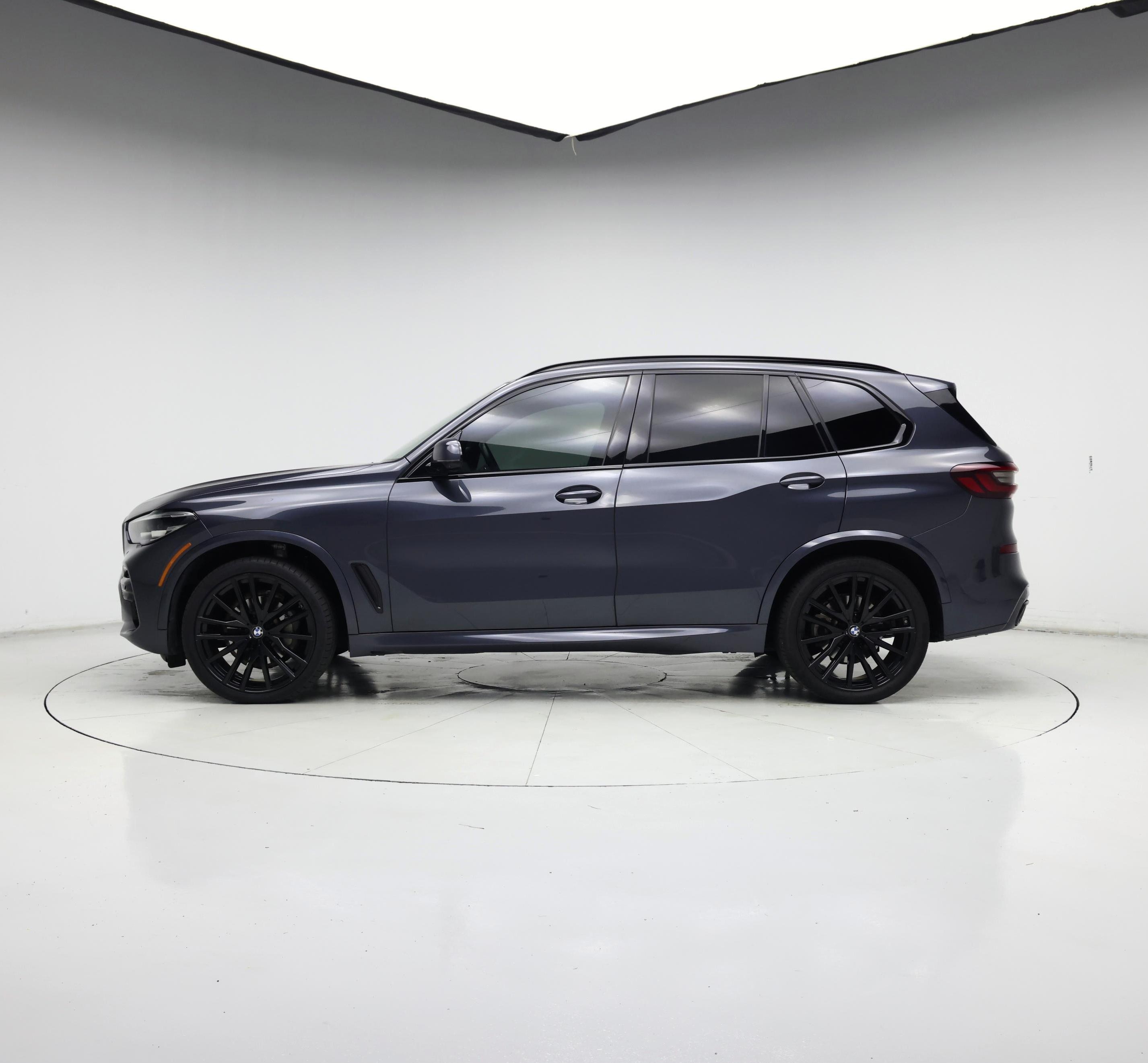 Thumbnail: 2022 BMW X5 - 3